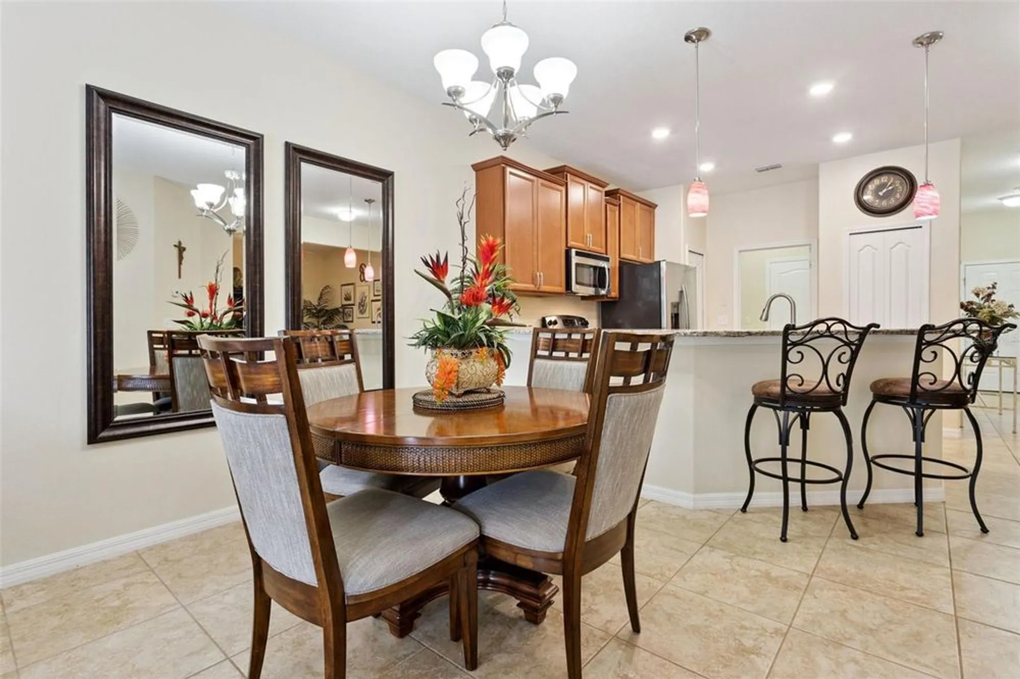 Property Slideshow image 6 of 23 | 3613 solana cir b, Clermont, FL, 34711