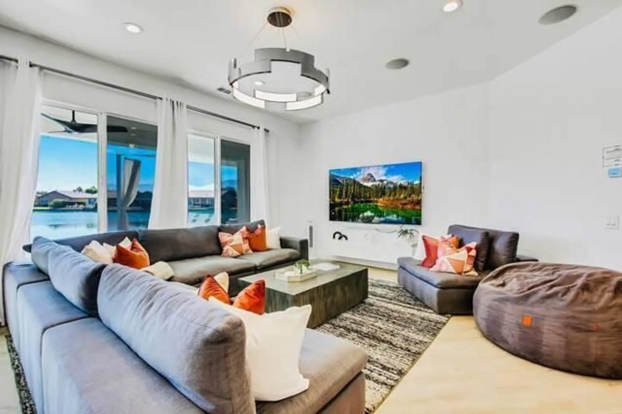 Property Slideshow image 8 of 37 | 84297 canzone dr, Indio, CA, 92203