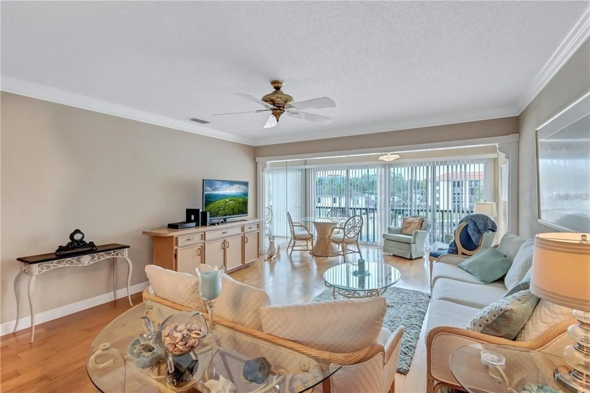 Property Slideshow image 11 of 34 | 19029 us highway 19 n apt 7-28, Clearwater, FL, 33764