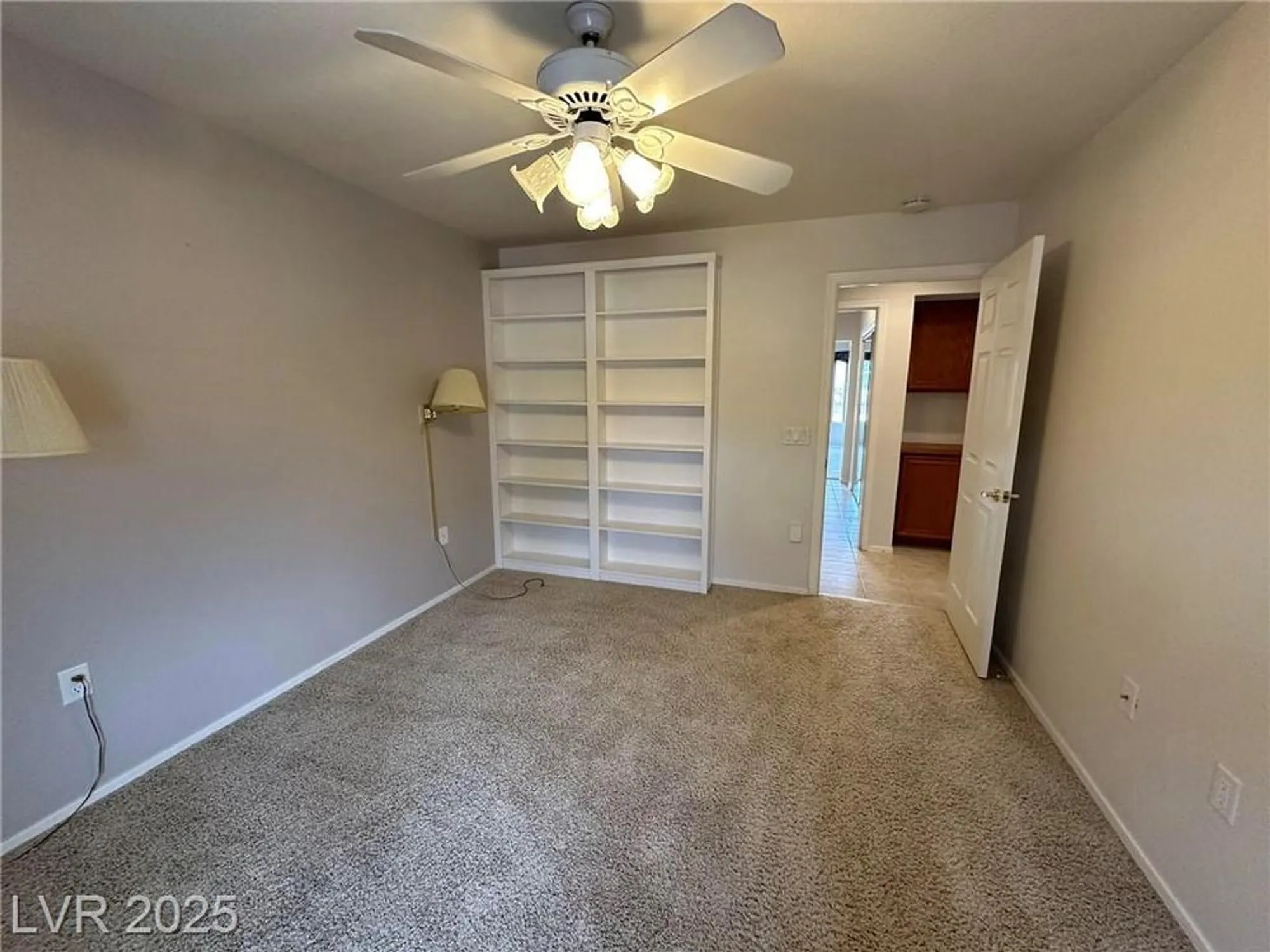Property Slideshow image 18 of 27 | 3032 hidden treasure dr, Las Vegas, NV, 89134