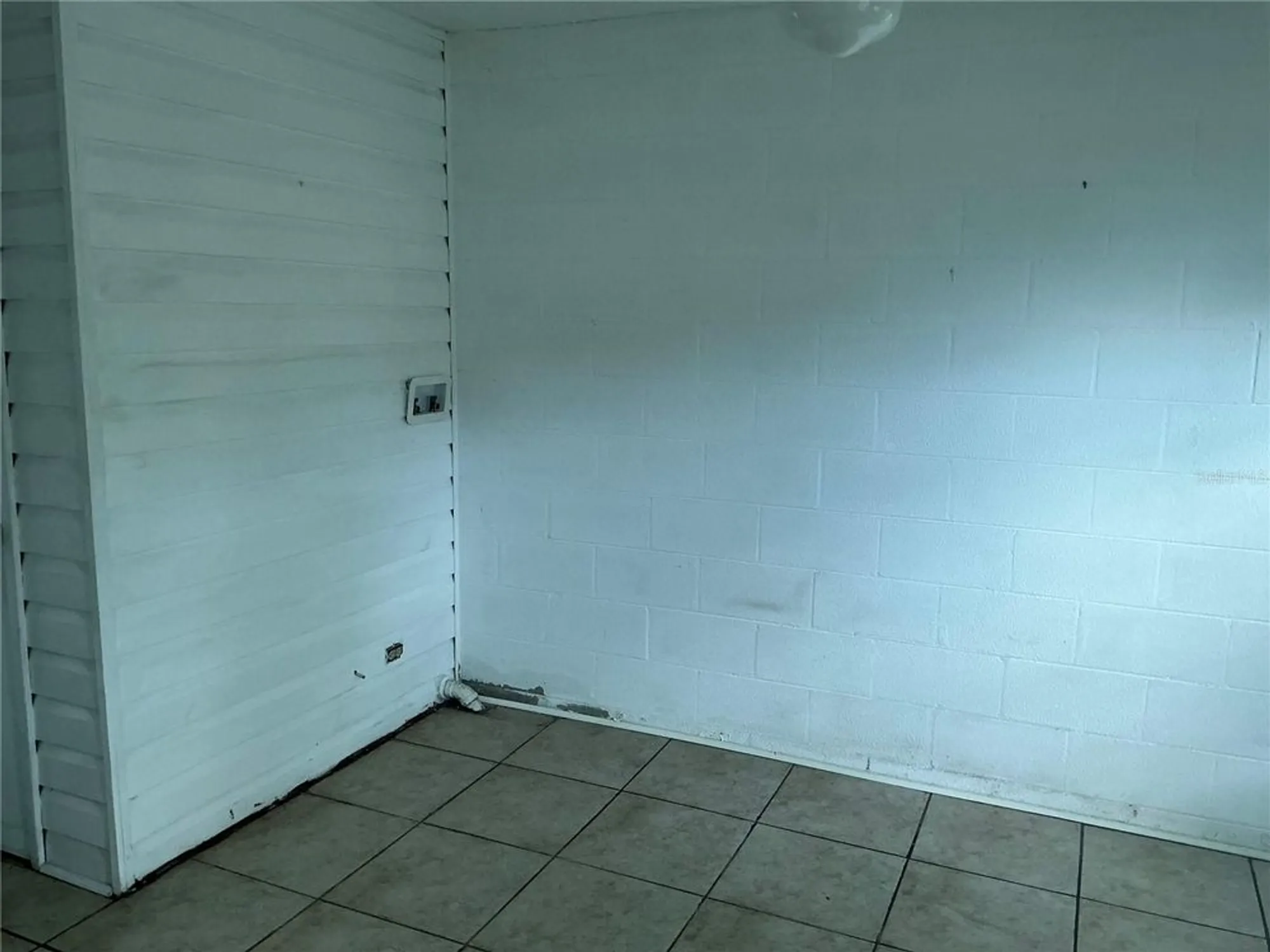 Property Slideshow image 7 of 17 | 4994 jonquil pl n # 278, Pinellas Park, FL, 33782