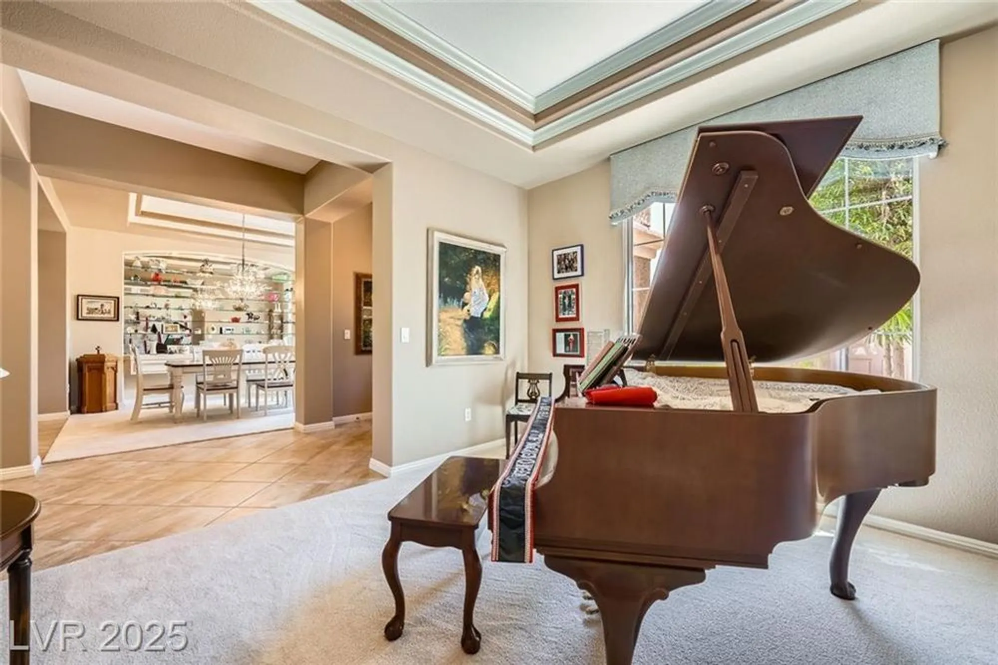 Property Slideshow image 11 of 72 | 4719 riva de romanza st, Las Vegas, NV, 89135