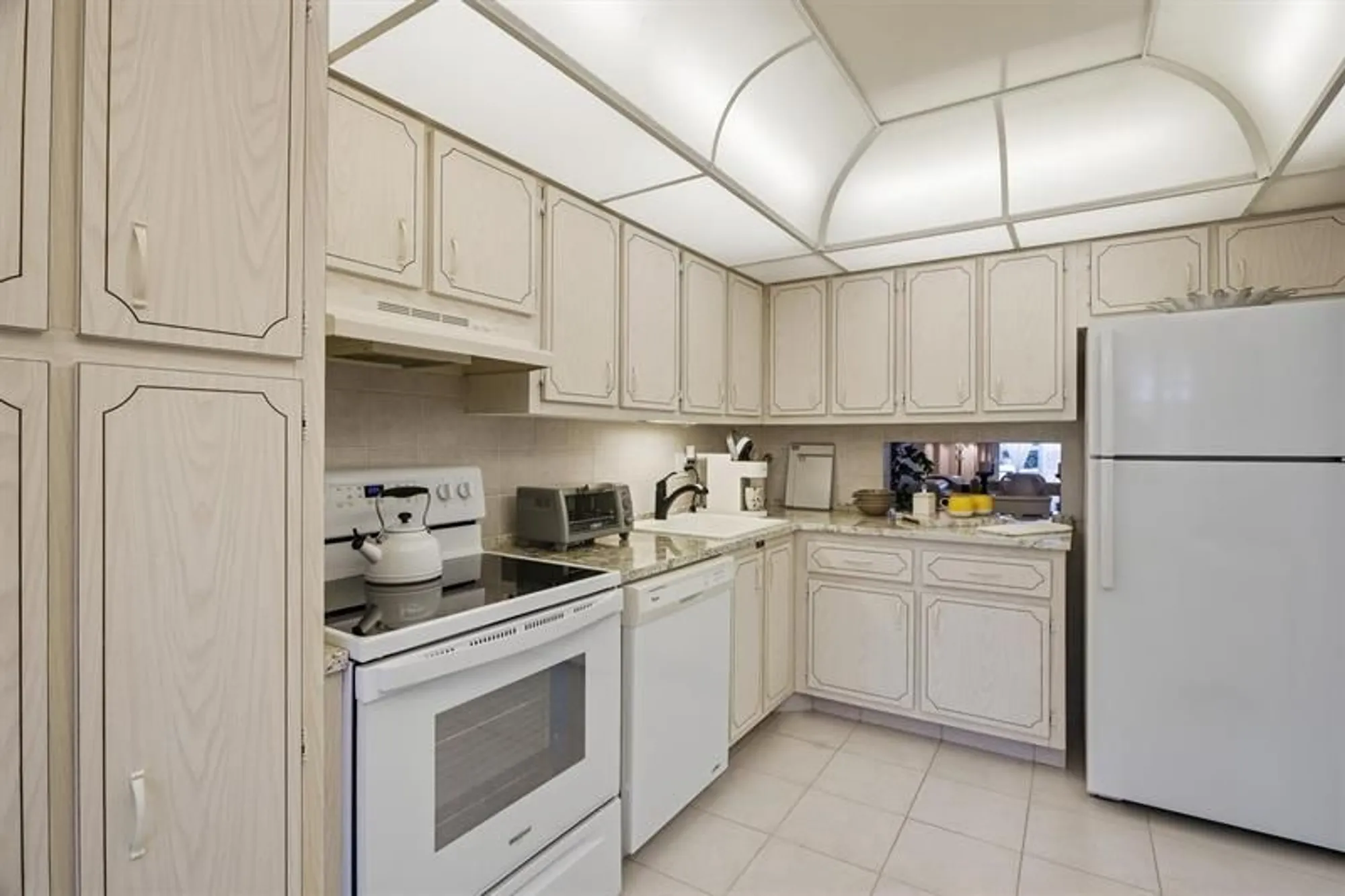 Property Slideshow image 16 of 44 | 2991 nw 46th ave 410, Lauderdale Lakes, FL, 33313
