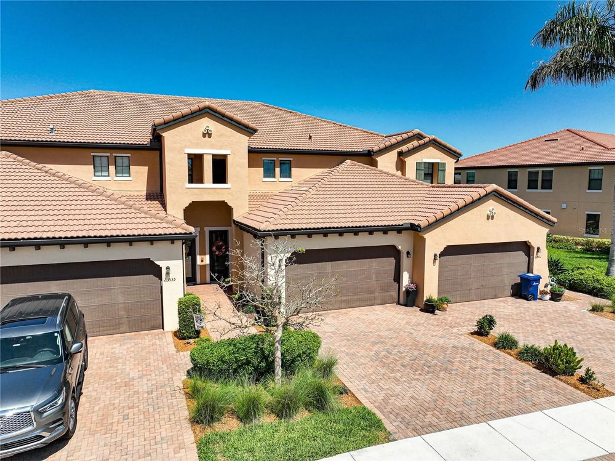 Property Slideshow image 1 of 41 | 23527 awabuki dr # 202, Venice, FL, 34293