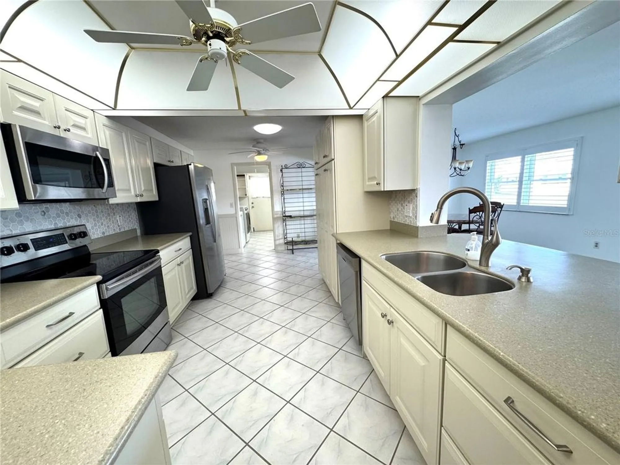 Property Slideshow image 24 of 56 | 10063 40th st n # 3, Pinellas Park, FL, 33782