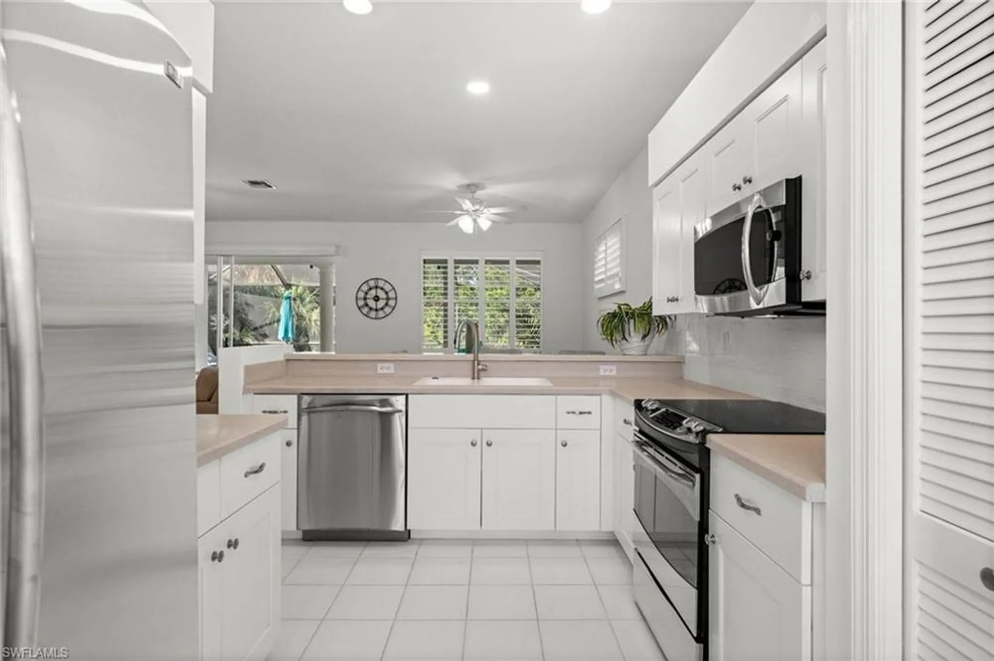Property Slideshow image 16 of 46 | 25040 bay cedar dr, Bonita Springs, FL, 34134