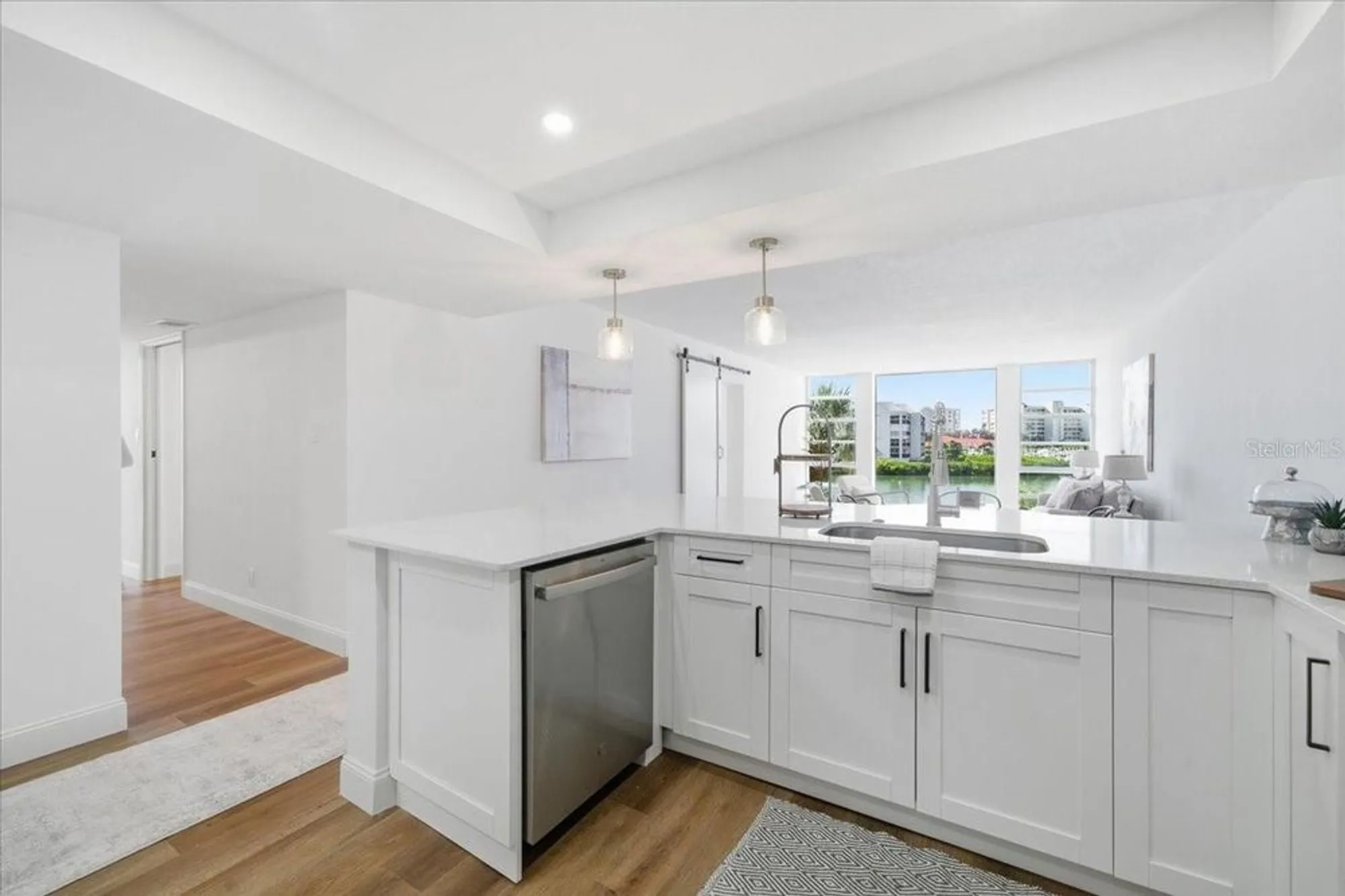 Property Slideshow image 18 of 62 | 7400 sun island dr 202, South Pasadena, FL, 33707