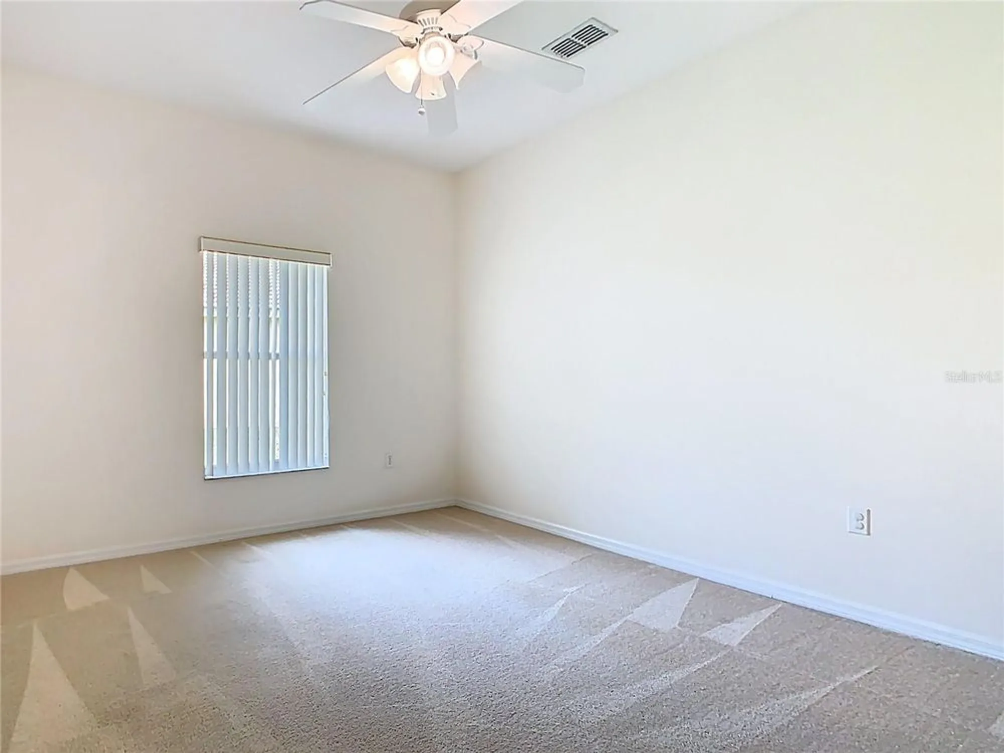 Property Slideshow image 31 of 67 | 644 shorehaven dr, Kissimmee, FL, 34759