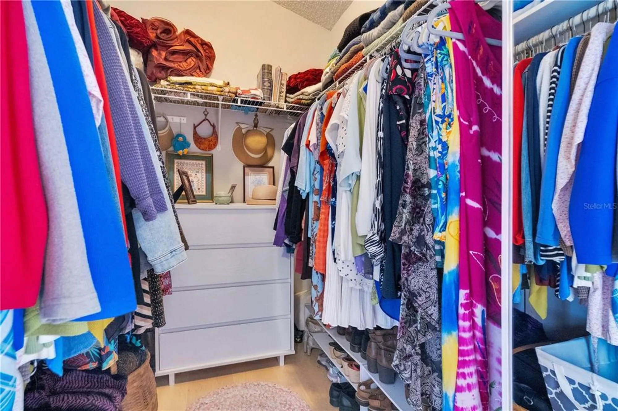 Property Slideshow image 15 of 39 | 25036 cranes roost cir, Leesburg, FL, 34748