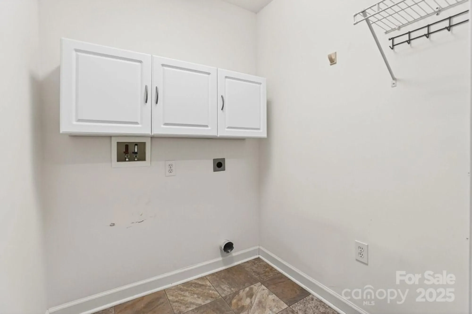 Property Slideshow image 32 of 46 | 107 bevington way, Mooresville, NC, 28117