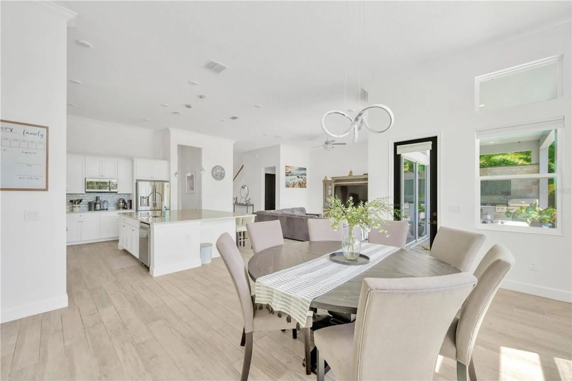 Property Slideshow image 17 of 59 | 832 manns harbor dr, Apollo Beach, FL, 33572