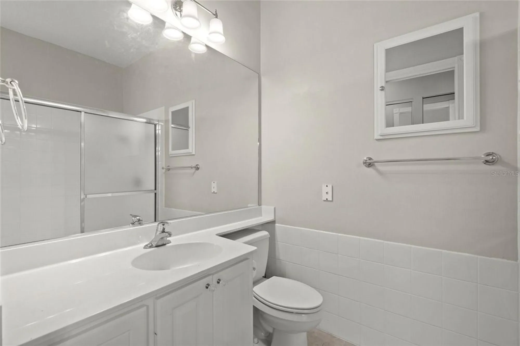 Property Slideshow image 15 of 46 | 5762 benevento dr, Sarasota, FL, 34238