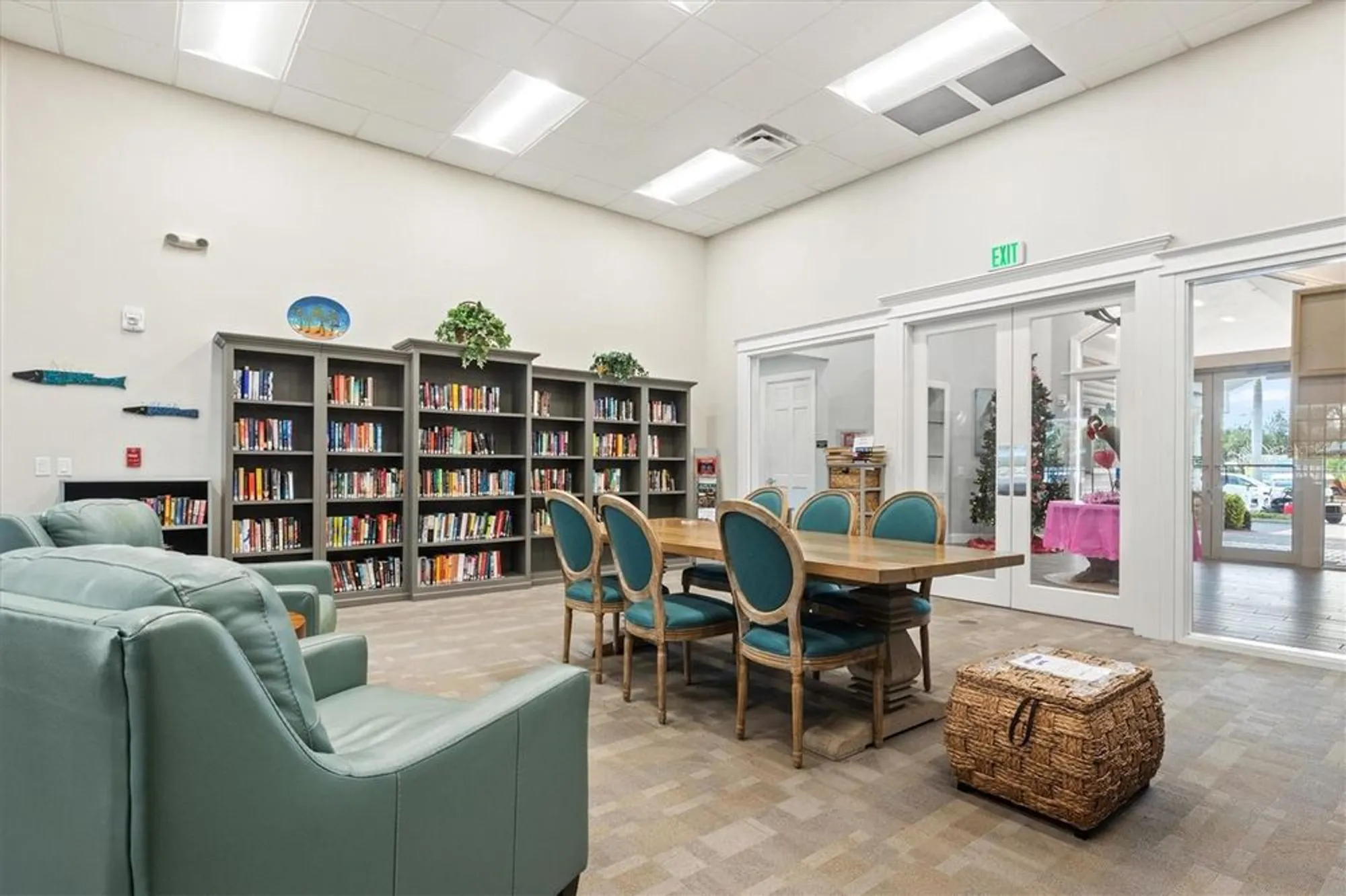 Property Slideshow image 69 of 91 | 14026 royal pointe dr, Port Charlotte, FL, 33953