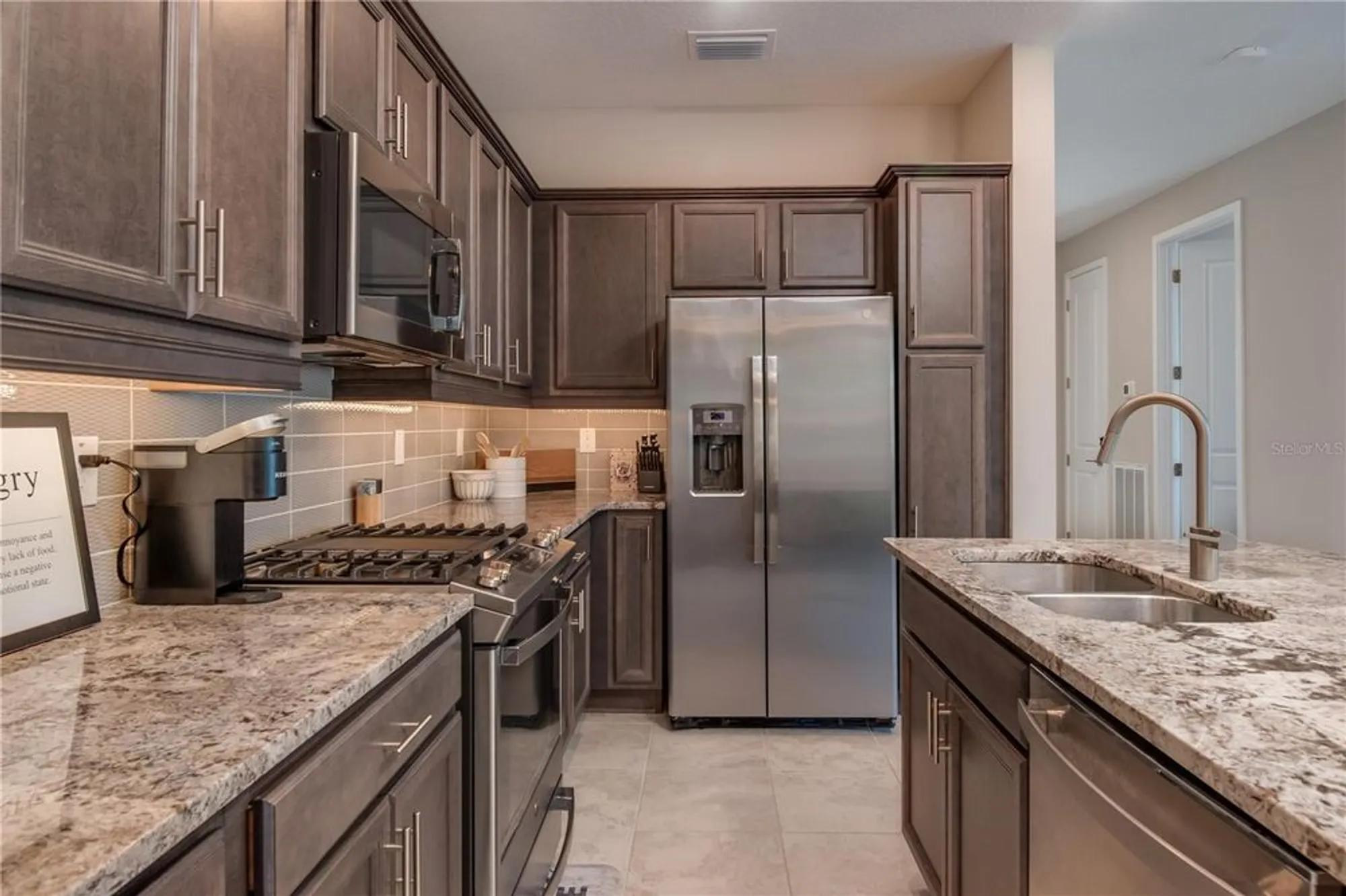 Property Slideshow image 5 of 26 | 5333 nw 33rd pl, Ocala, FL, 34482