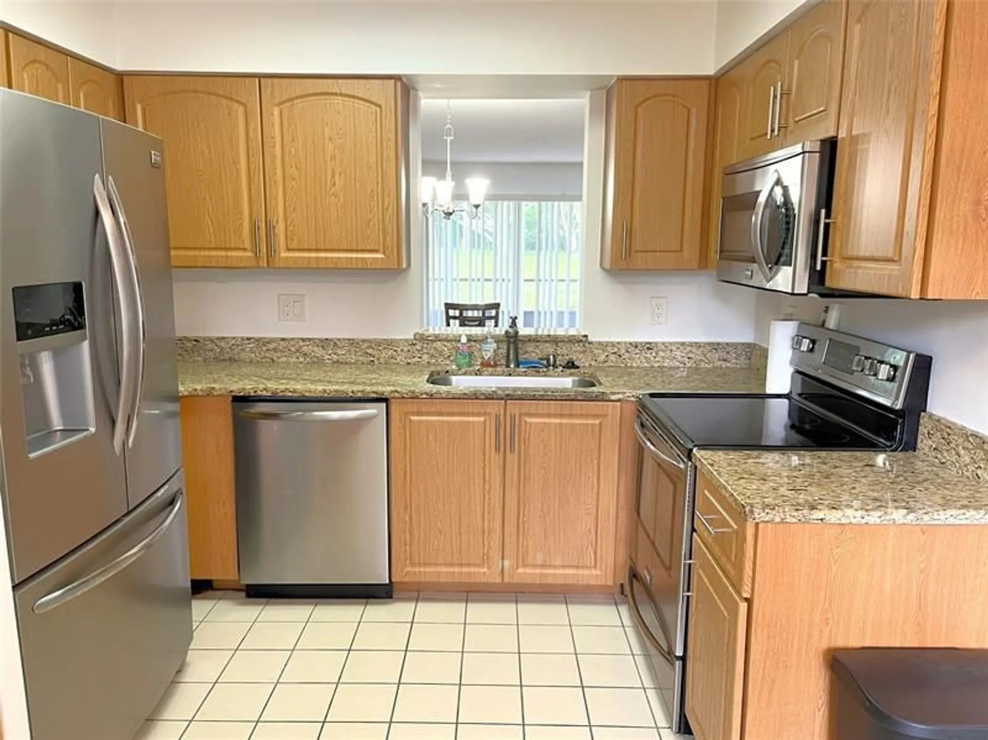 Property Slideshow image 3 of 38 | 7267 huntington ln apt 104, Delray Beach, FL, 33446