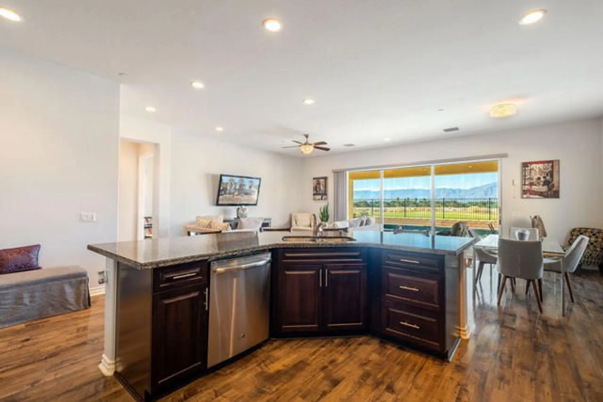 Property Slideshow image 25 of 72 | 85115 stazzano pl, Indio, CA, 92203