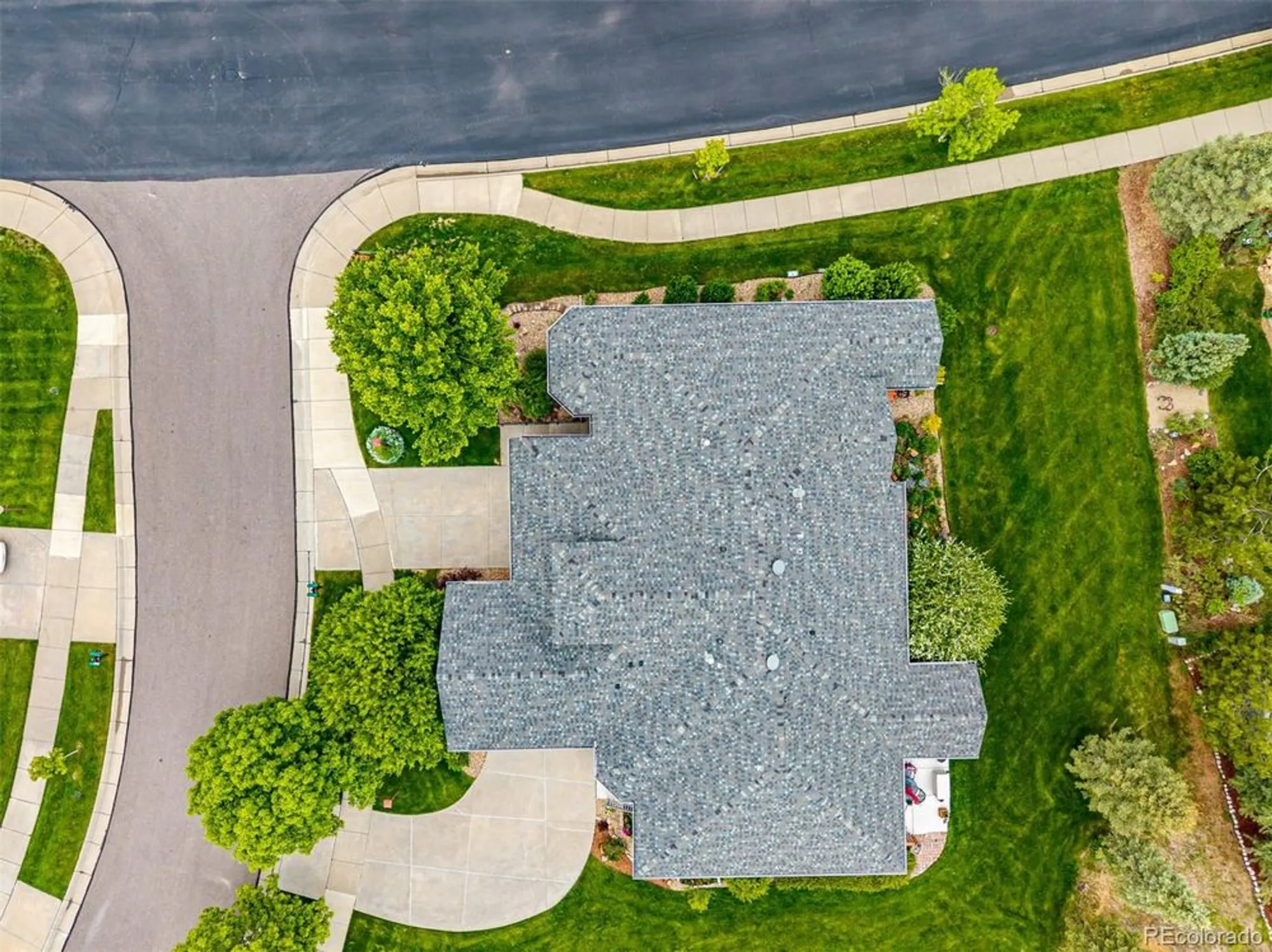 Property Slideshow image 38 of 46 | 8267 s sicily ct, Aurora, CO, 80016