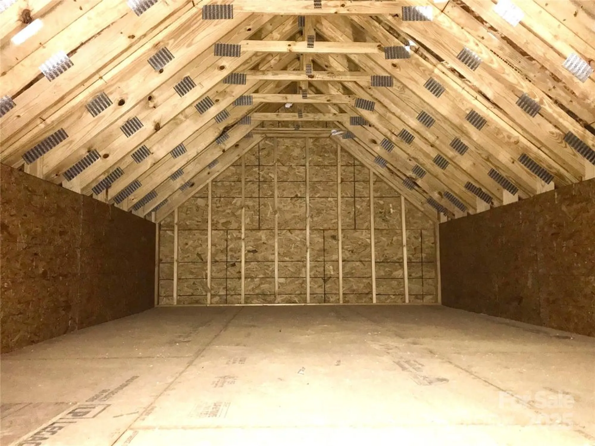 Property Slideshow image 39 of 48 | 16010 vale ridge dr, Charlotte, NC, 28278