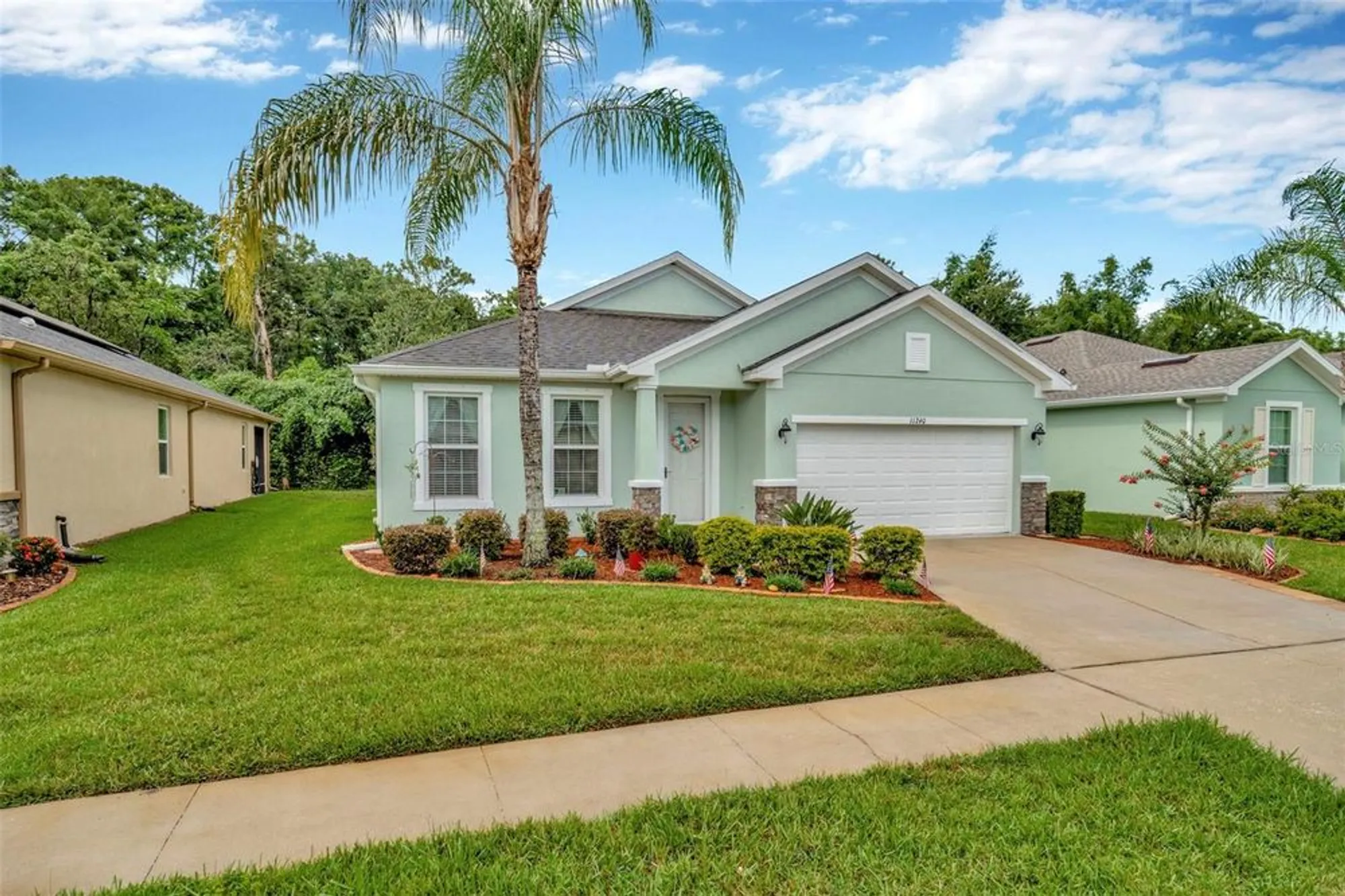 Property Slideshow image 2 of 41 | 11240 merganser way, New Port Richey, FL, 34654