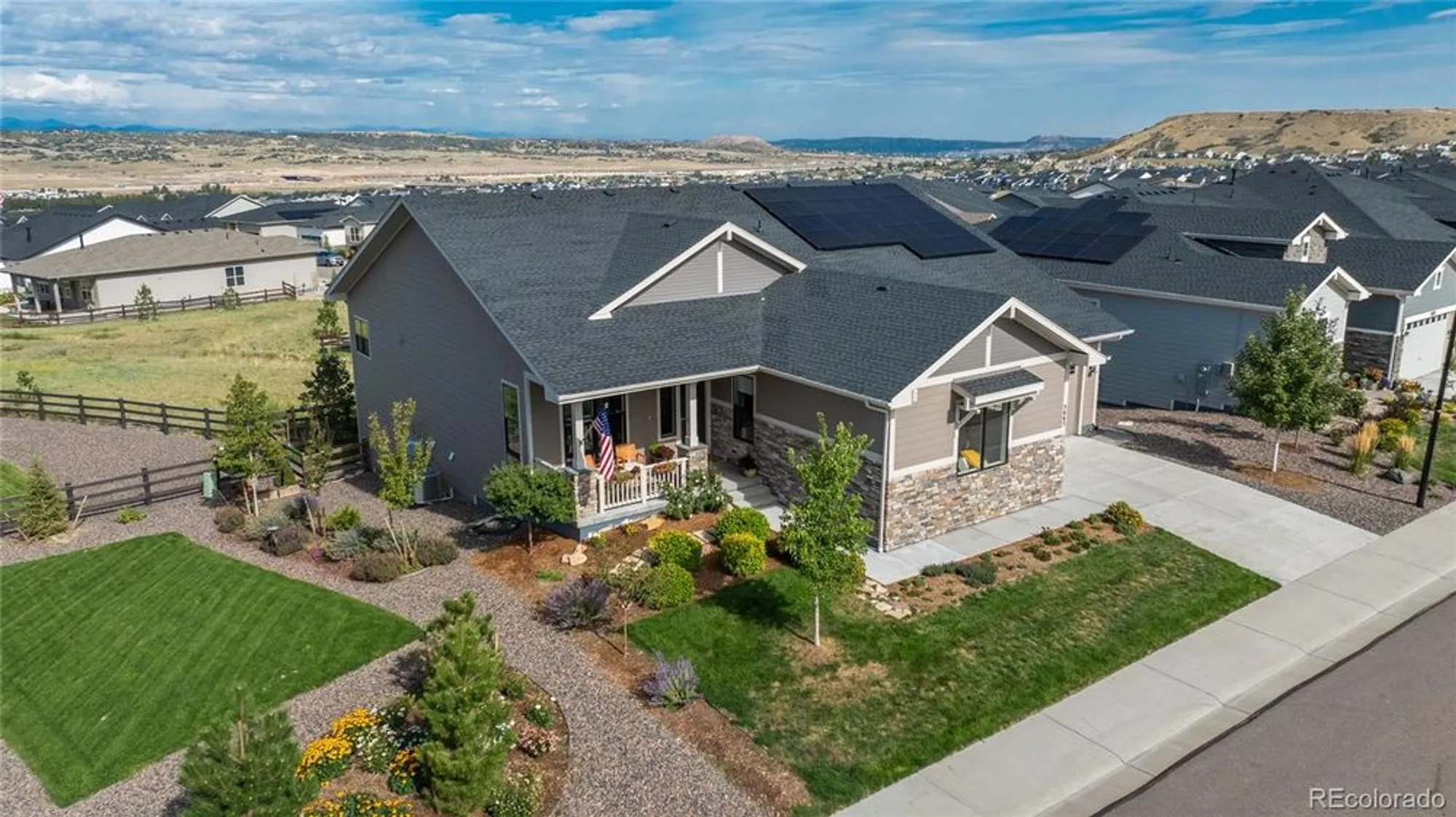 Property Slideshow image 34 of 49 | 5665 shadescale way, Castle Rock, CO, 80104