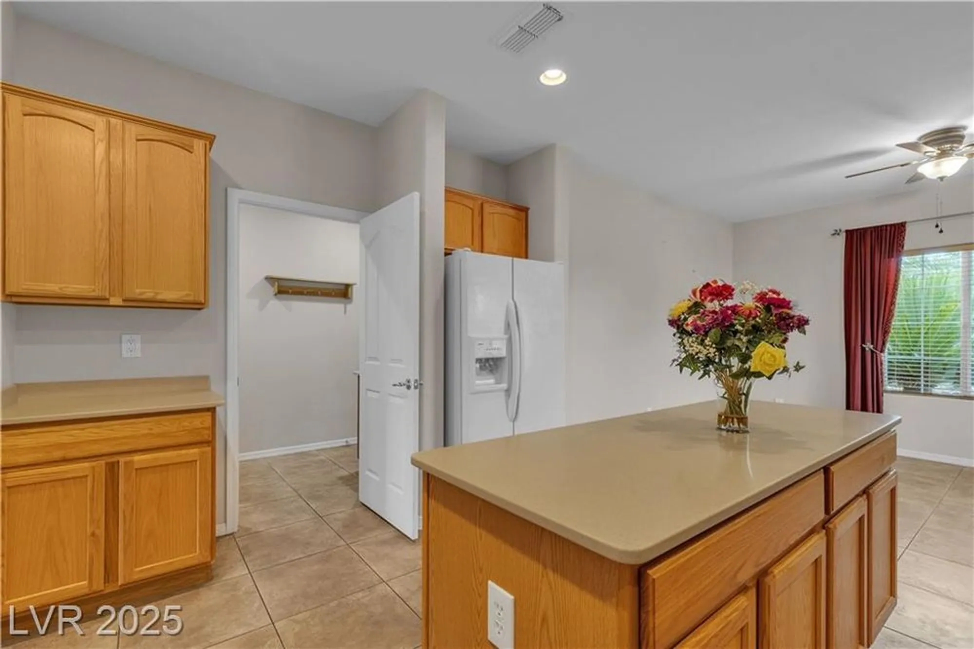 Property Slideshow image 15 of 52 | 2244 savannah river st, Henderson, NV, 89044