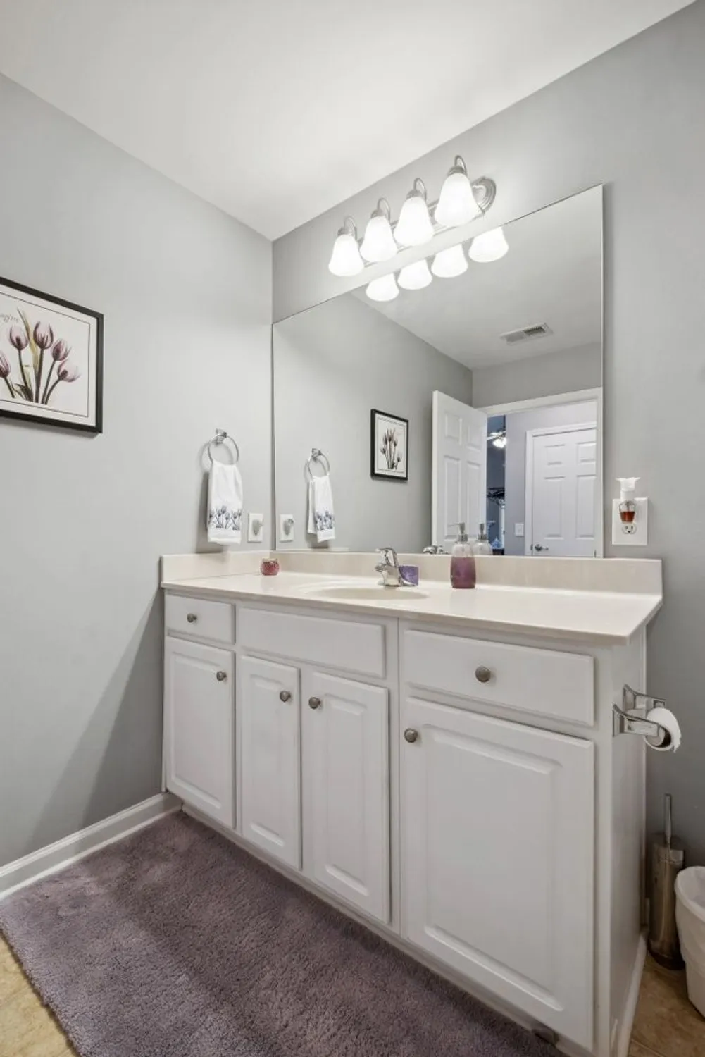 Property Slideshow image 25 of 32 | 825 s browns ln 1501, Gallatin, TN, 37066