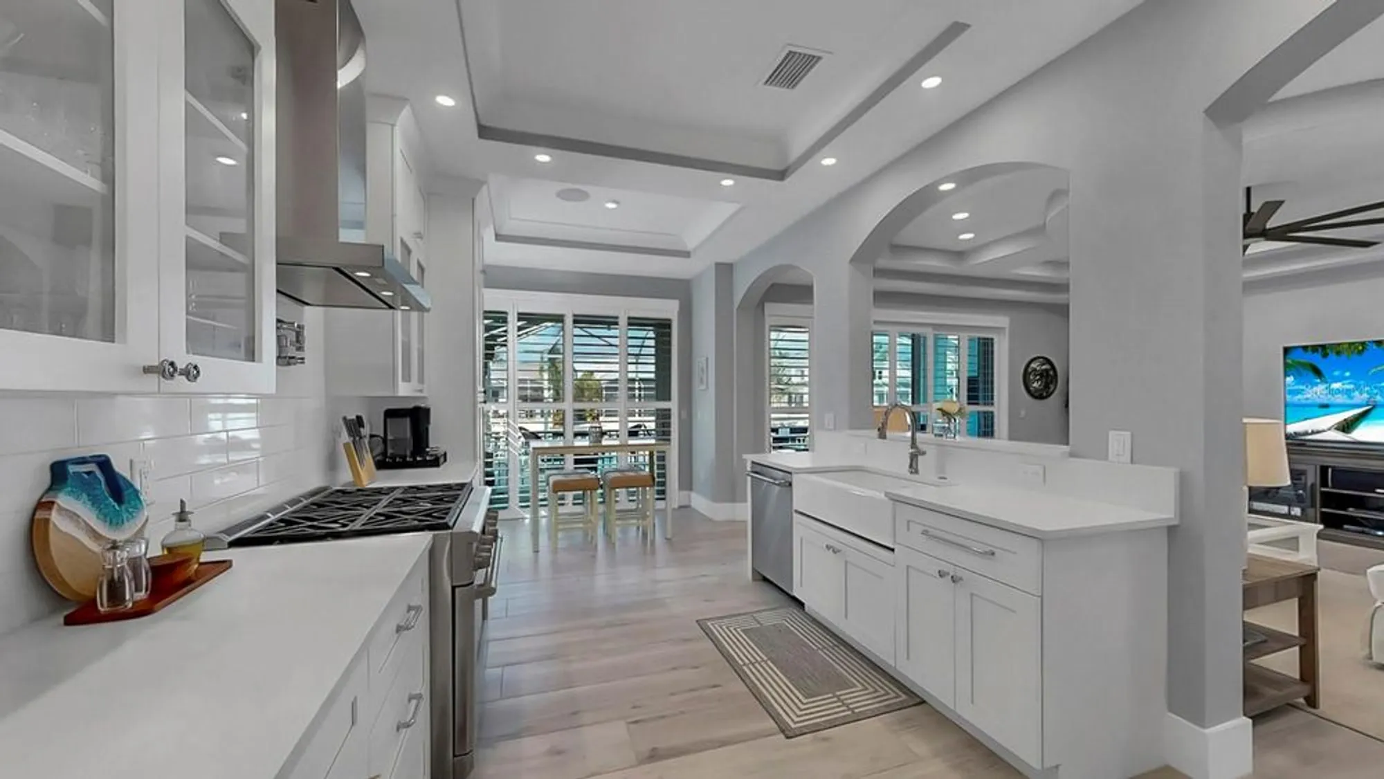 Property Slideshow image 19 of 100 | 701 pinckney dr, Apollo Beach, FL, 33572