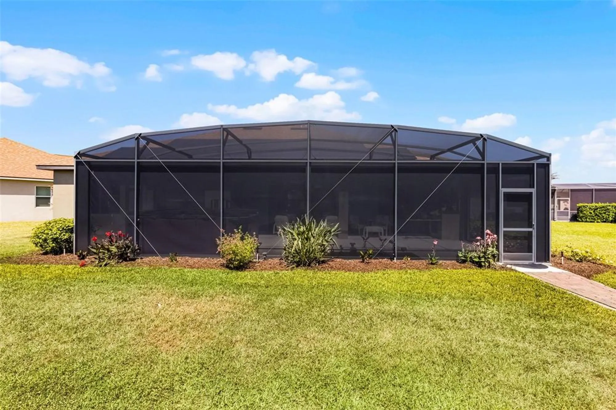 Property Slideshow image 45 of 71 | 1394 oakmont dr, Winter Haven, FL, 33884