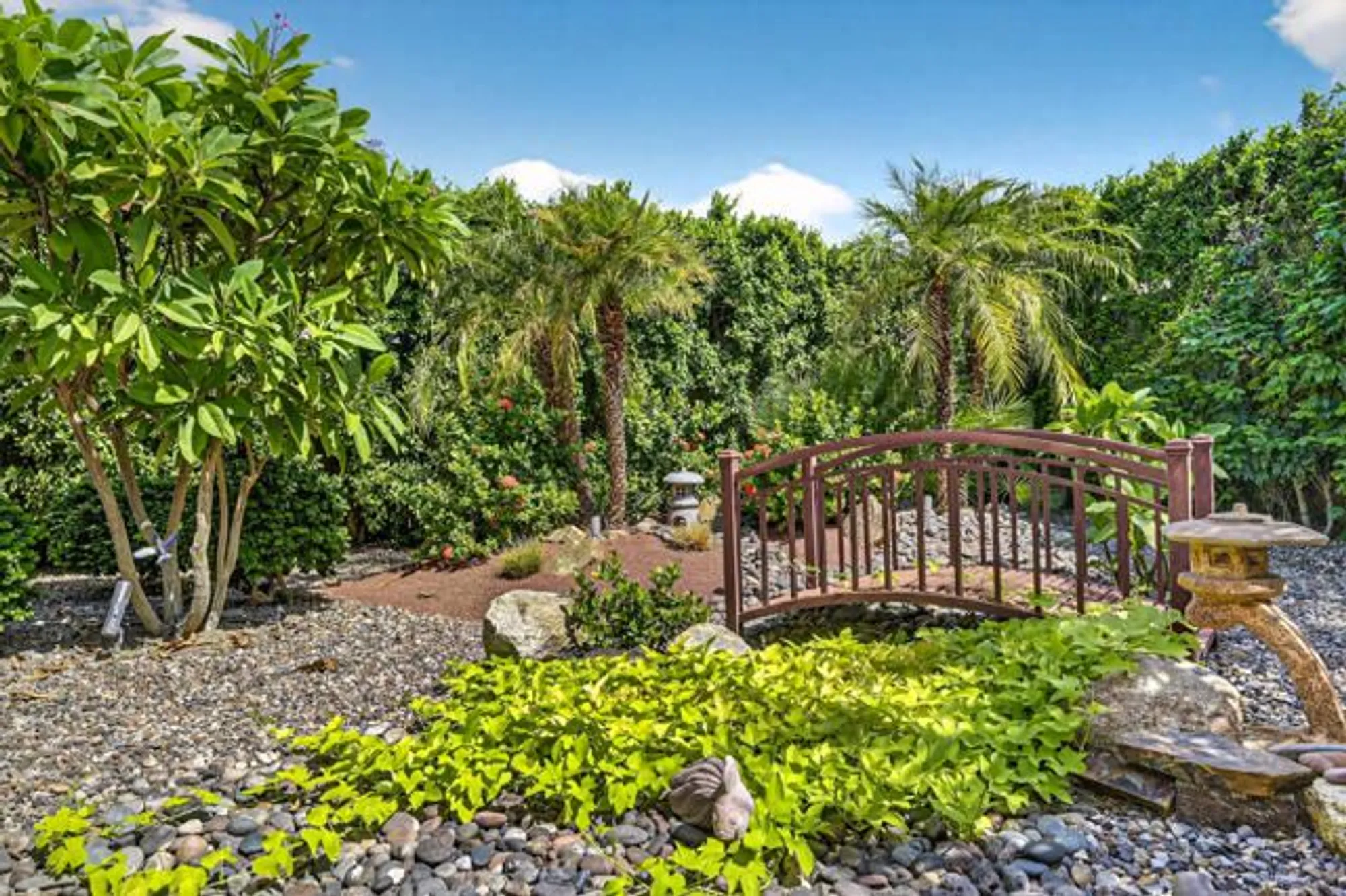 Property Slideshow image 41 of 66 | 39492 camino piscina, Indio, CA, 92203