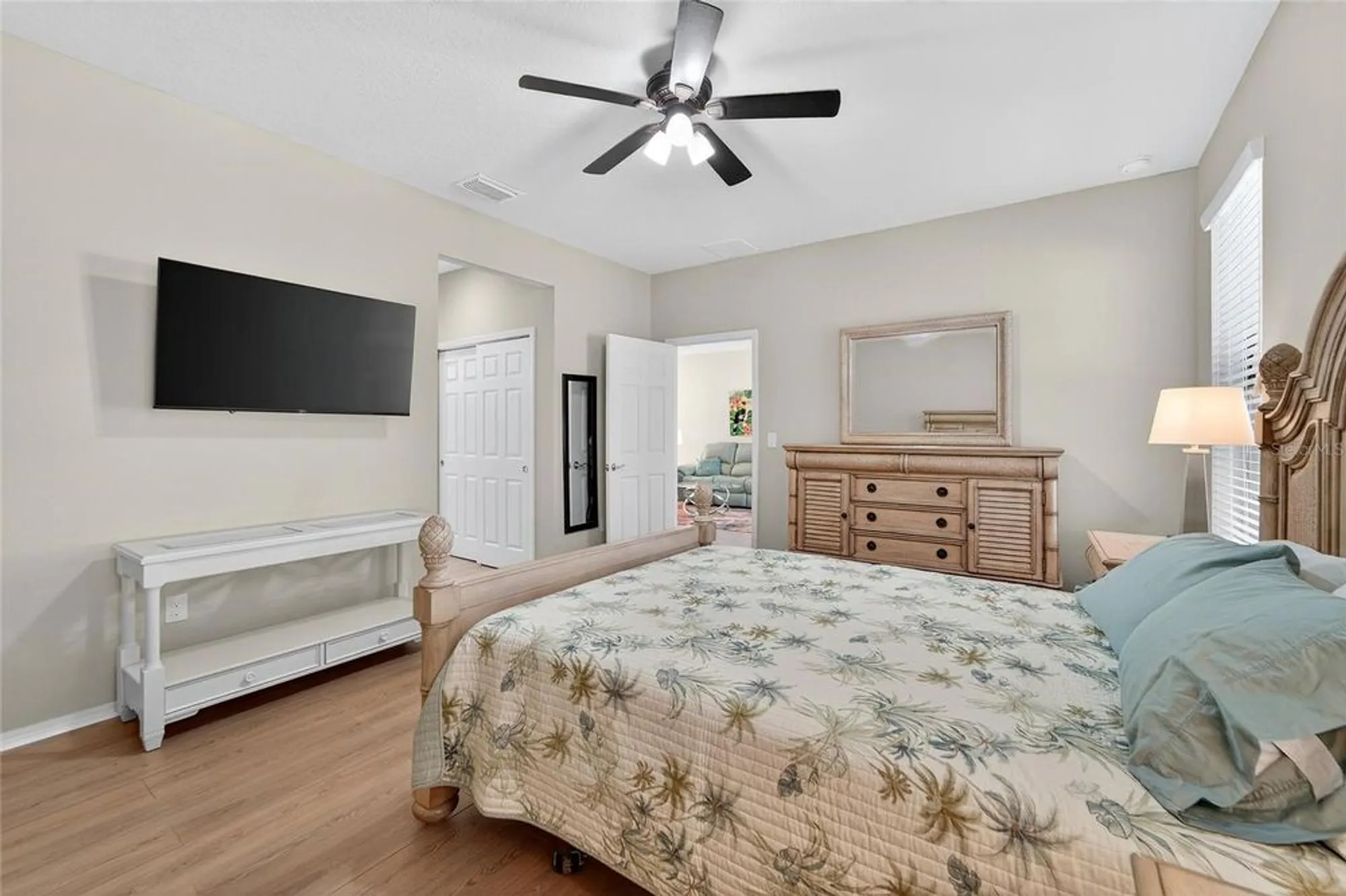 Property Slideshow image 26 of 72 | 420 cedar falls dr, Apollo Beach, FL, 33572