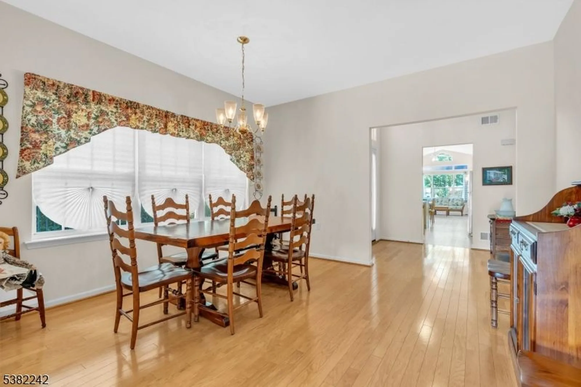 Property Slideshow image 10 of 41 | 12 medici dr, Somerset, NJ, 08873