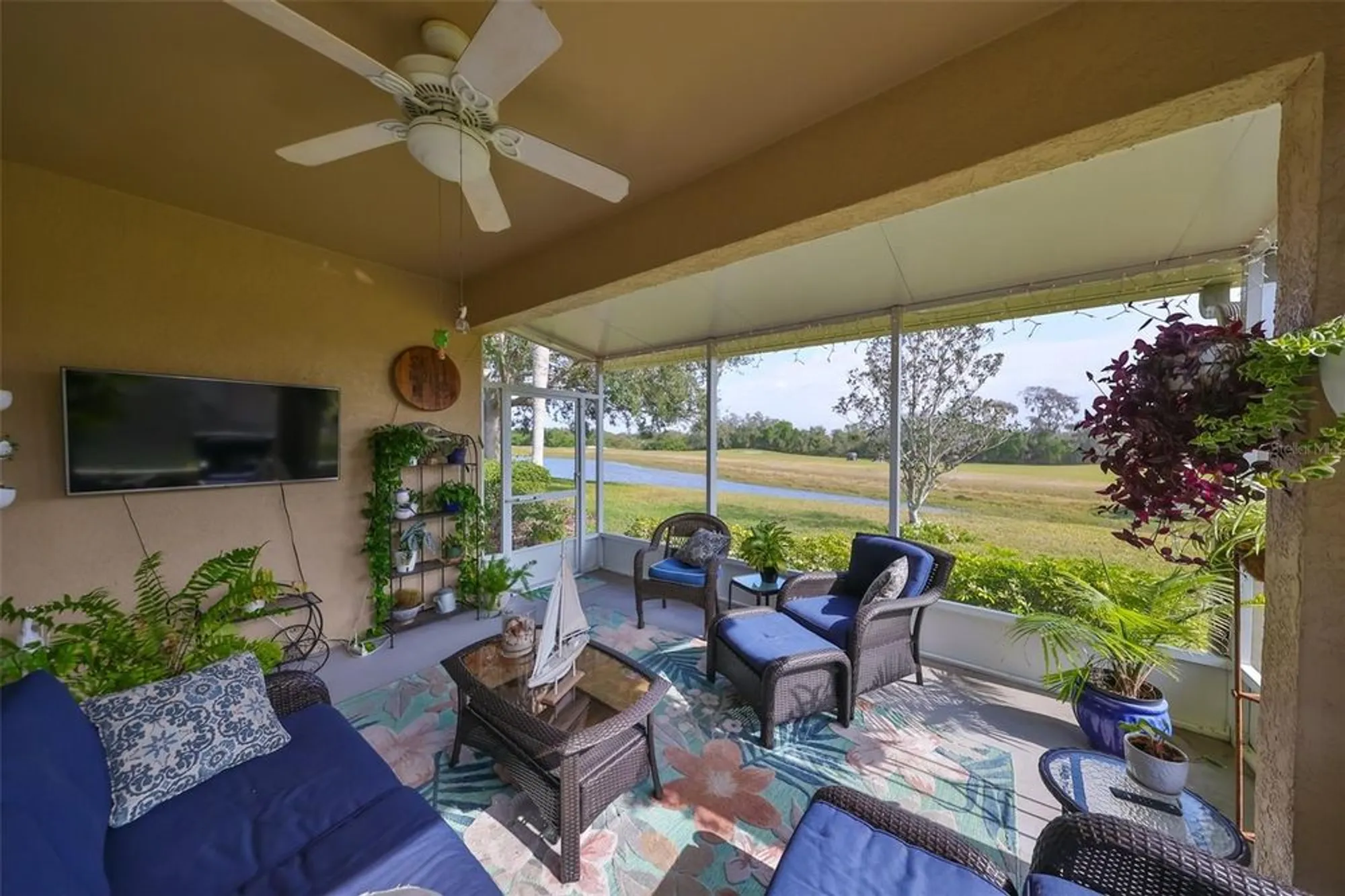Property Slideshow image 4 of 41 | 2019 acadia greens dr, Sun City Center, FL, 33573