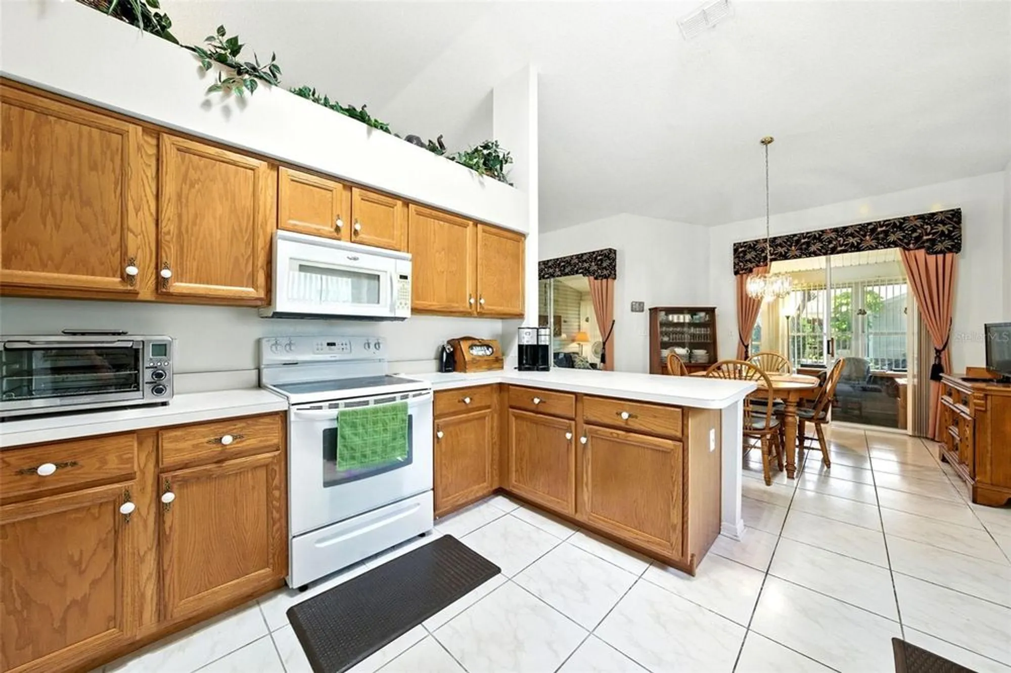 Property Slideshow image 17 of 58 | 4552 peach tree st, Leesburg, FL, 34748