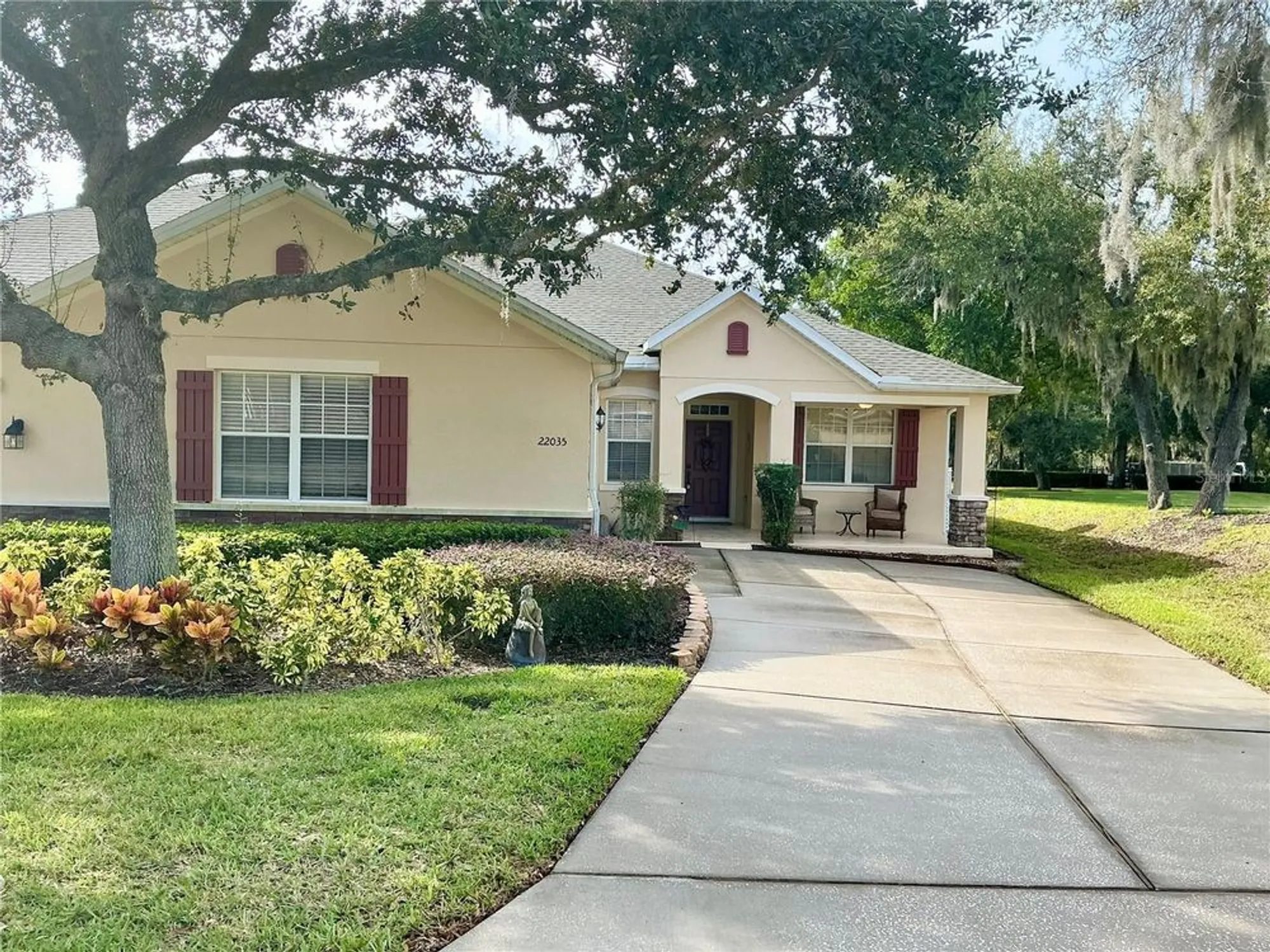 Property Slideshow image 28 of 35 | 22035 belgian ct, Mount Dora, FL, 32757