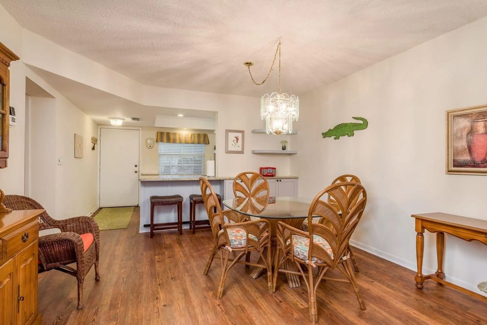 Property Slideshow image 11 of 27 | 952 virginia st 105, Dunedin, FL, 34698