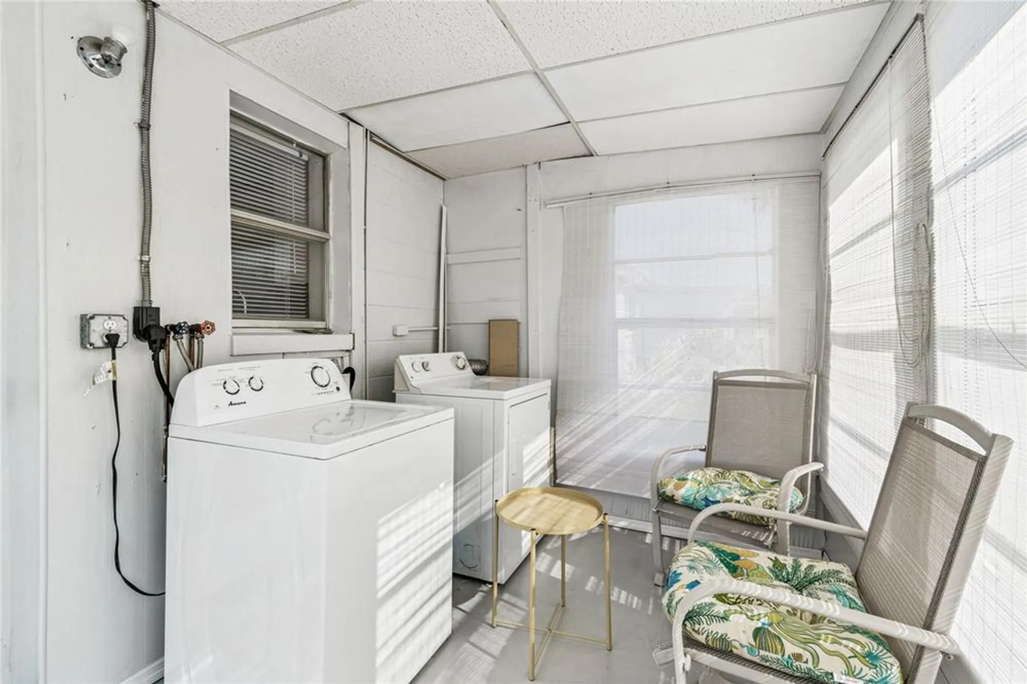 Property Slideshow image 15 of 28 | 5122 iris dr n # 12, Pinellas Park, FL, 33782