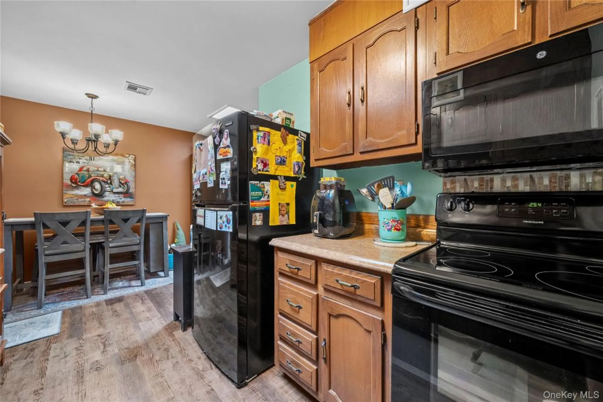 Property Slideshow image 10 of 20 | 227 blackpool ct d, Ridge, NY, 11961