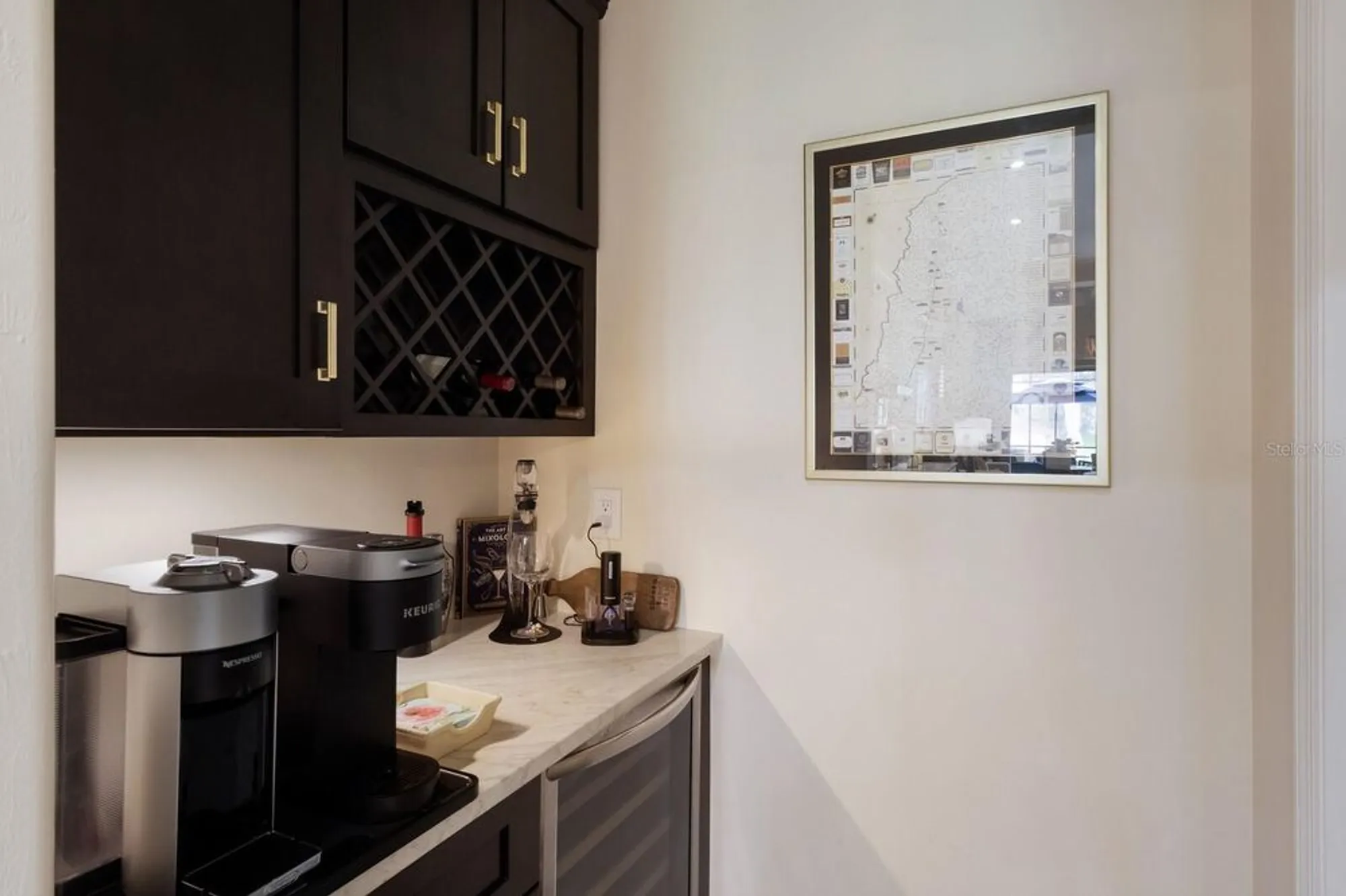 Property Slideshow image 15 of 51 | 5583 rain lily ct, Sarasota, FL, 34238