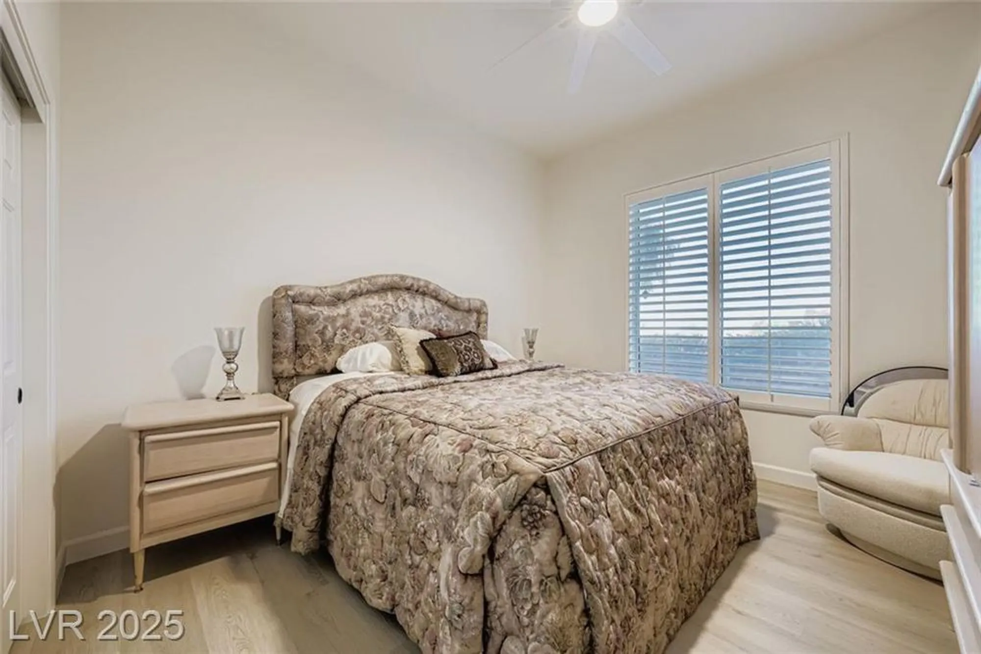 Property Slideshow image 21 of 23 | 2409 sierra sage st, Las Vegas, NV, 89134