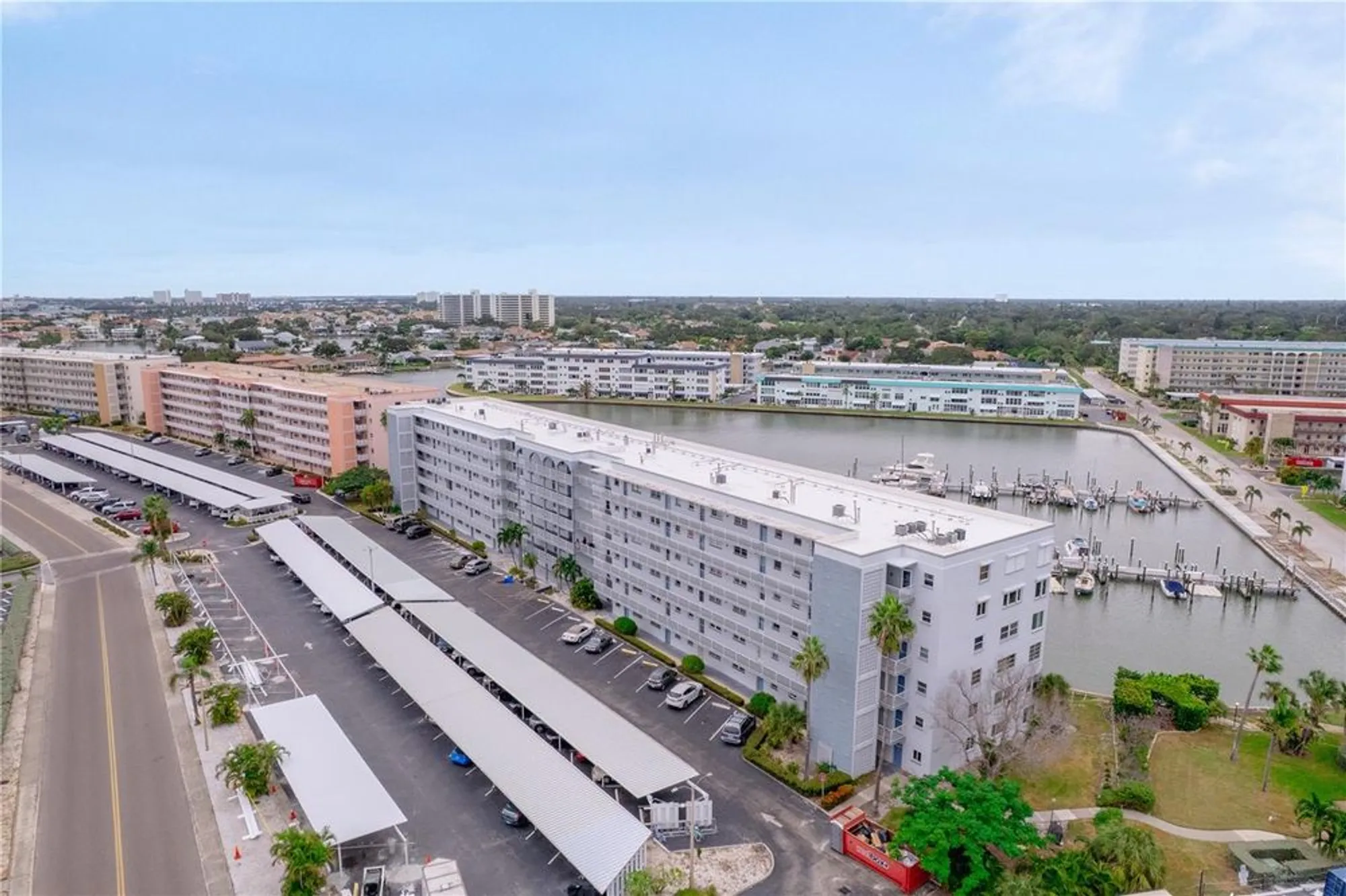 Property Slideshow image 26 of 30 | 5925 shore blvd 606, Gulfport, FL, 33707