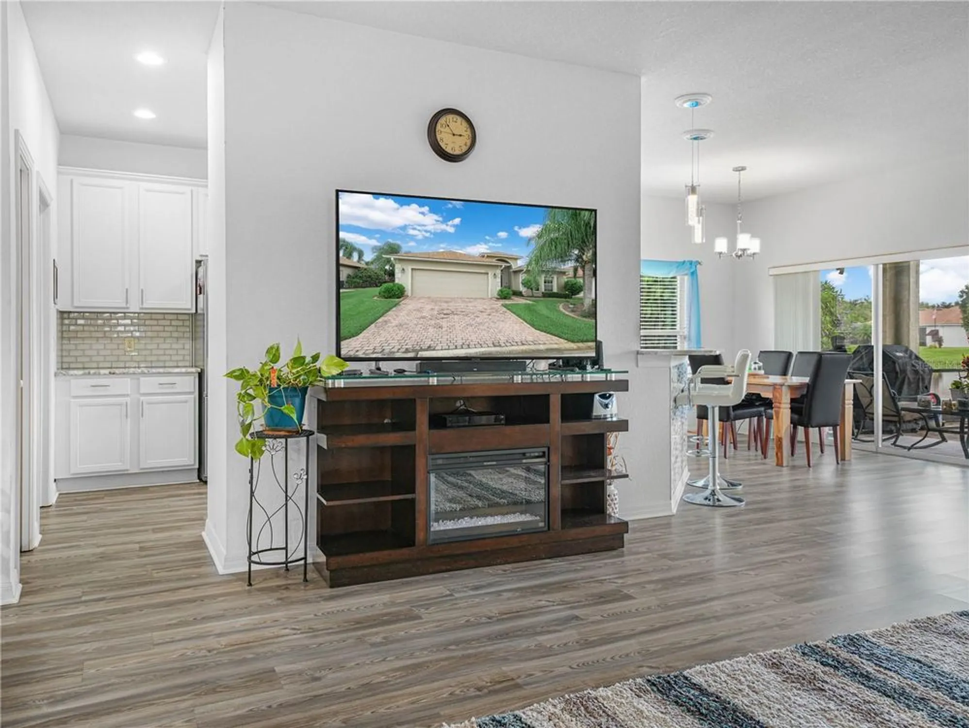 Property Slideshow image 14 of 60 | 4220 dornoch dr, Lake Wales, FL, 33859