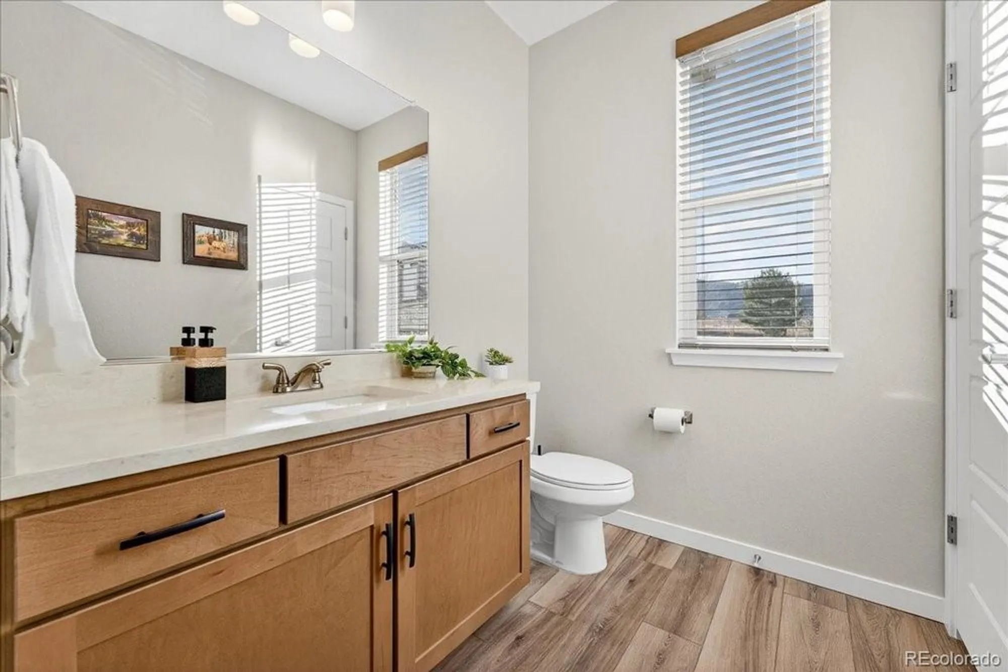 Property Slideshow image 11 of 38 | 19798 w 57th pl, Golden, CO, 80403