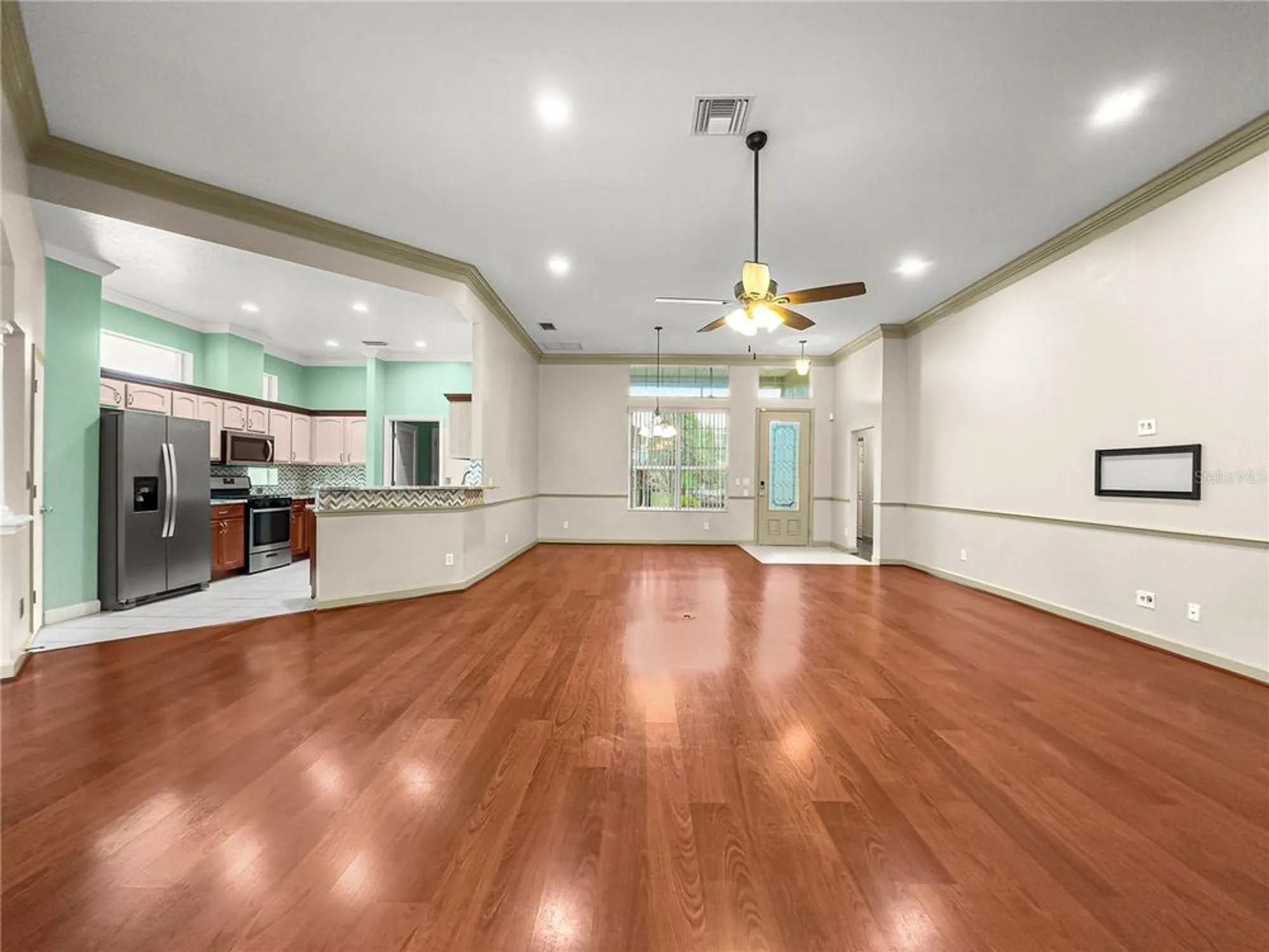 Property Slideshow image 13 of 59 | 8045 waterbury way, Mount Dora, FL, 32757