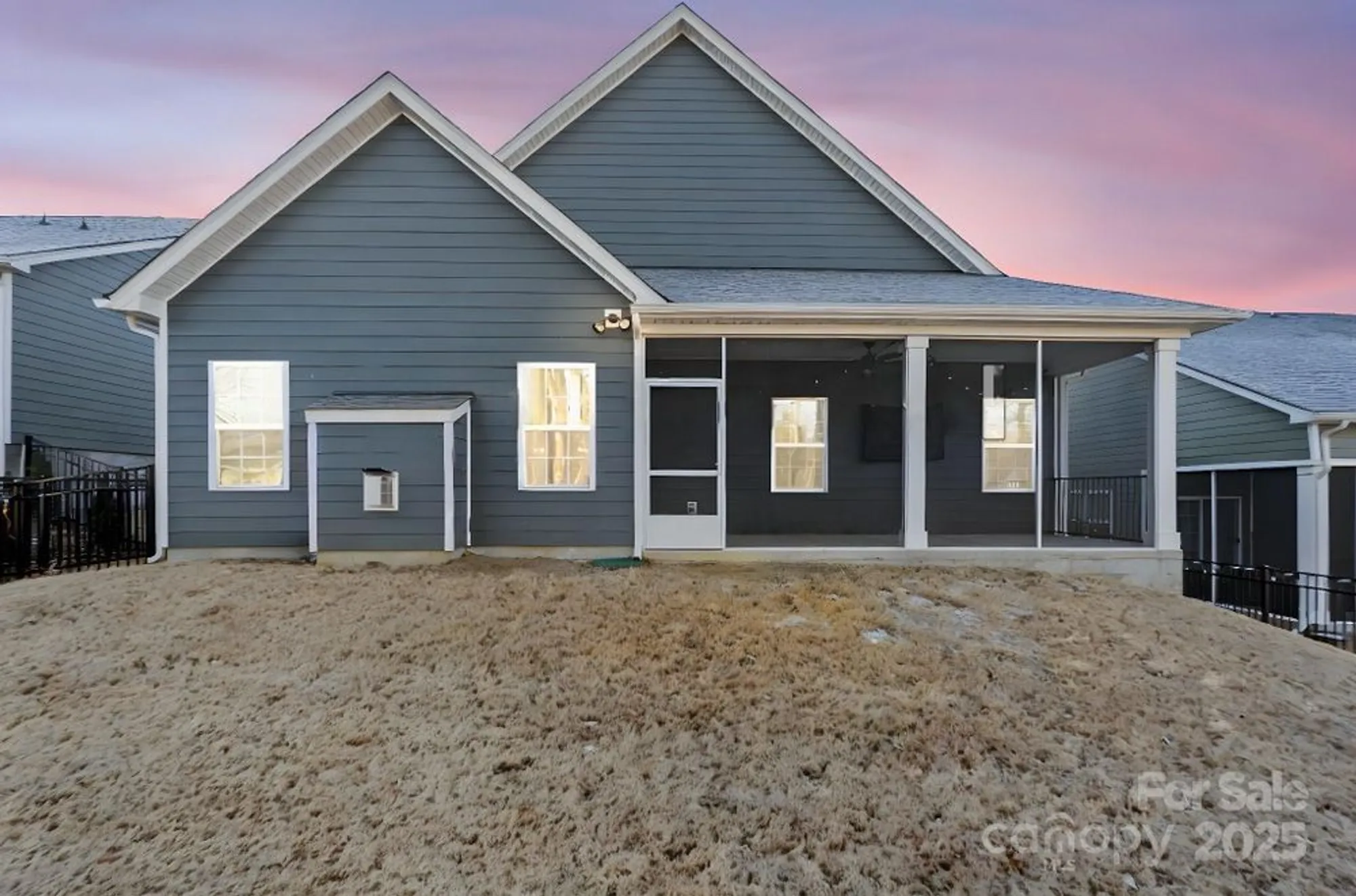 Property Slideshow image 38 of 47 | 5066 summer surprise ln, Charlotte, NC, 28215