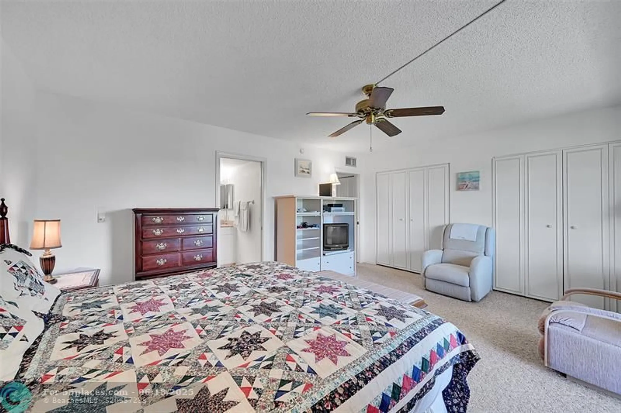 Property Slideshow image 17 of 48 | 2801 victoria way apt d3, Coconut Creek, FL, 33066