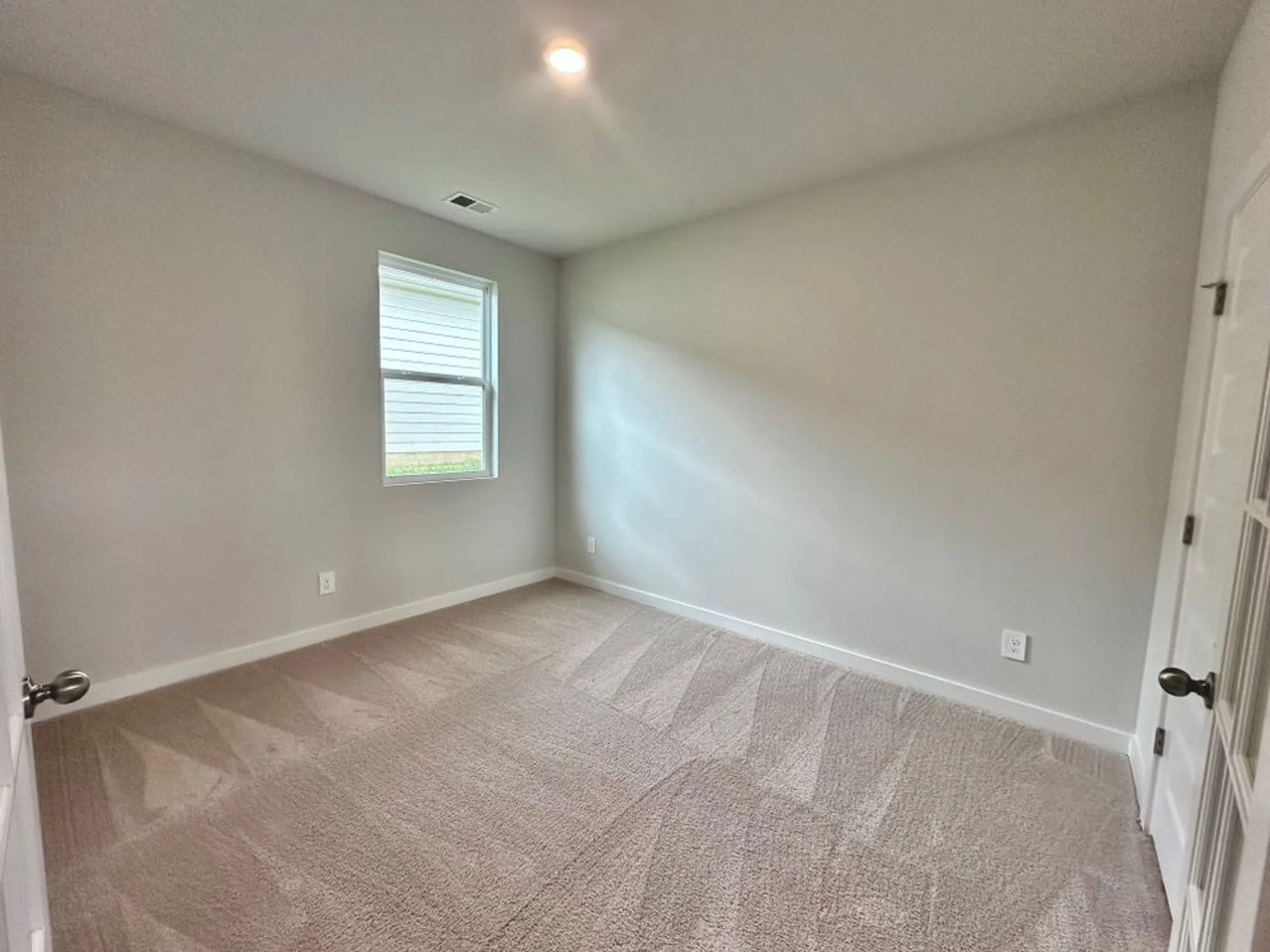 Property Slideshow image 11 of 54 | 1013 stoney brook pvt bnd, Gallatin, TN, 37066