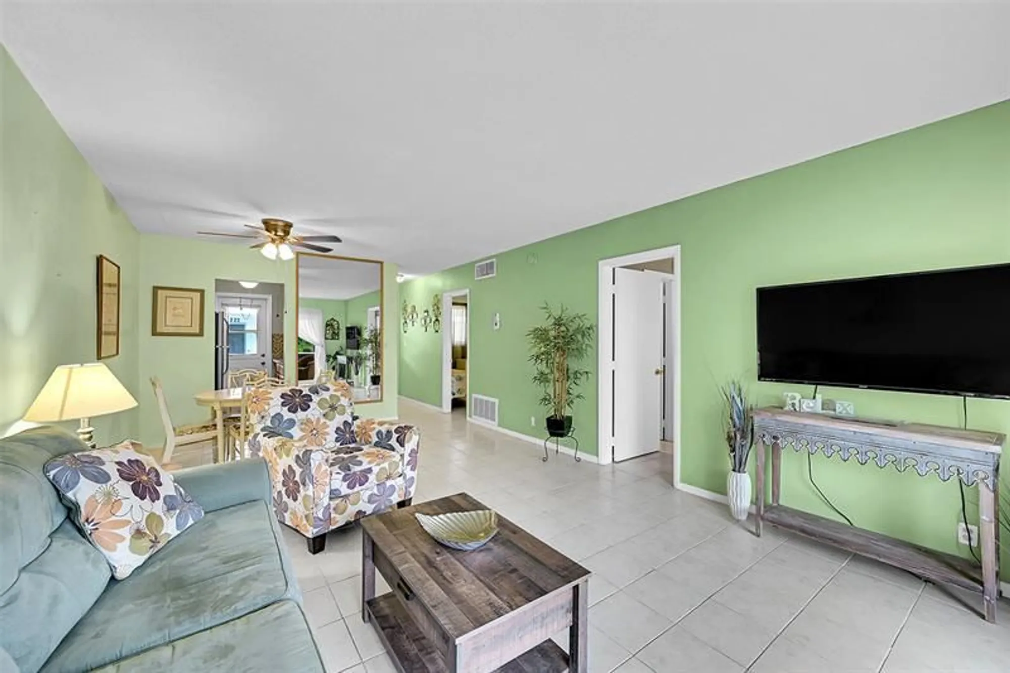 Property Slideshow image 12 of 43 | 2501 w golf blvd 229, Pompano Beach, FL, 33064