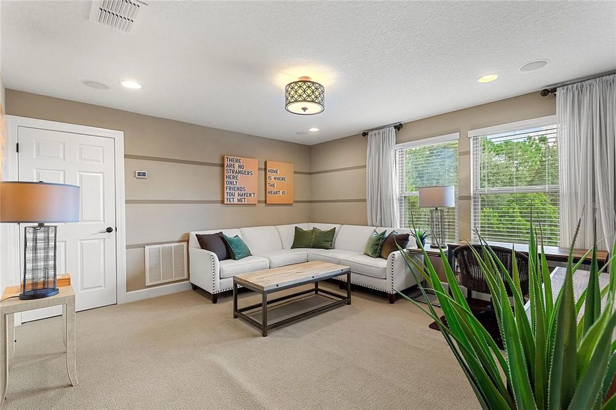 Property Slideshow image 41 of 86 | 513 san sebastian ct, Davenport, FL, 33837
