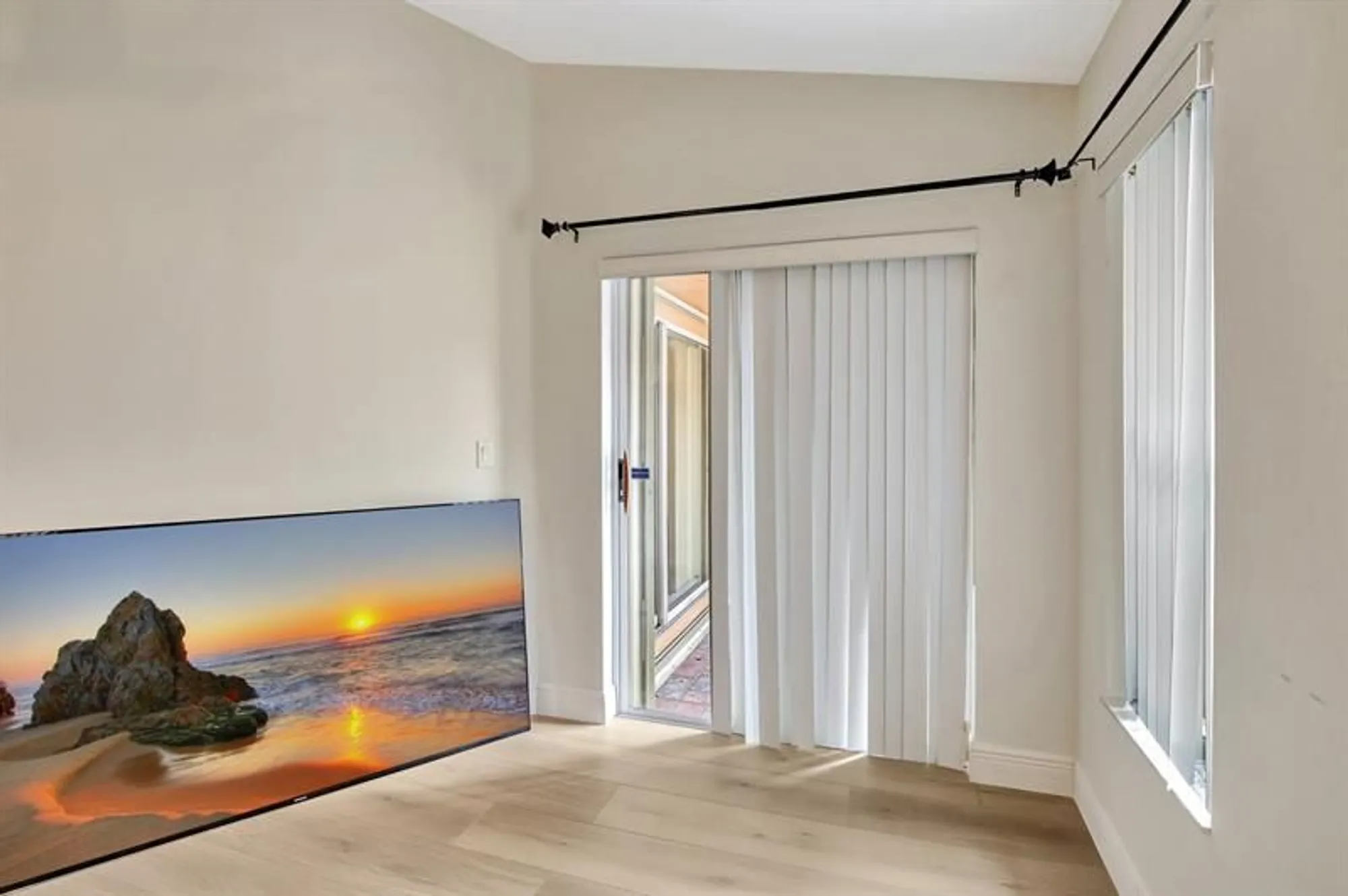 Property Slideshow image 25 of 41 | 9720 malvern dr, Tamarac, FL, 33321