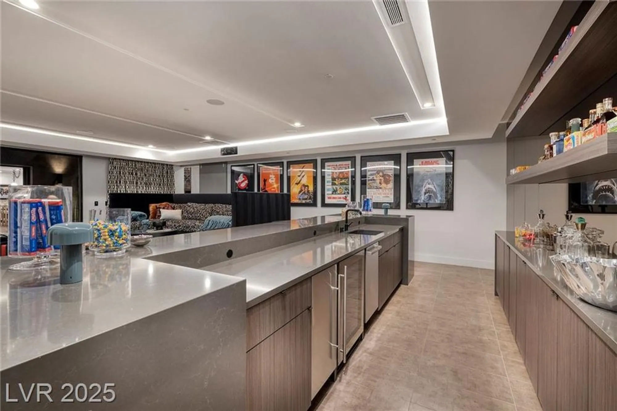 Property Slideshow image 27 of 70 | 32 highland cove ln, Henderson, NV, 89011